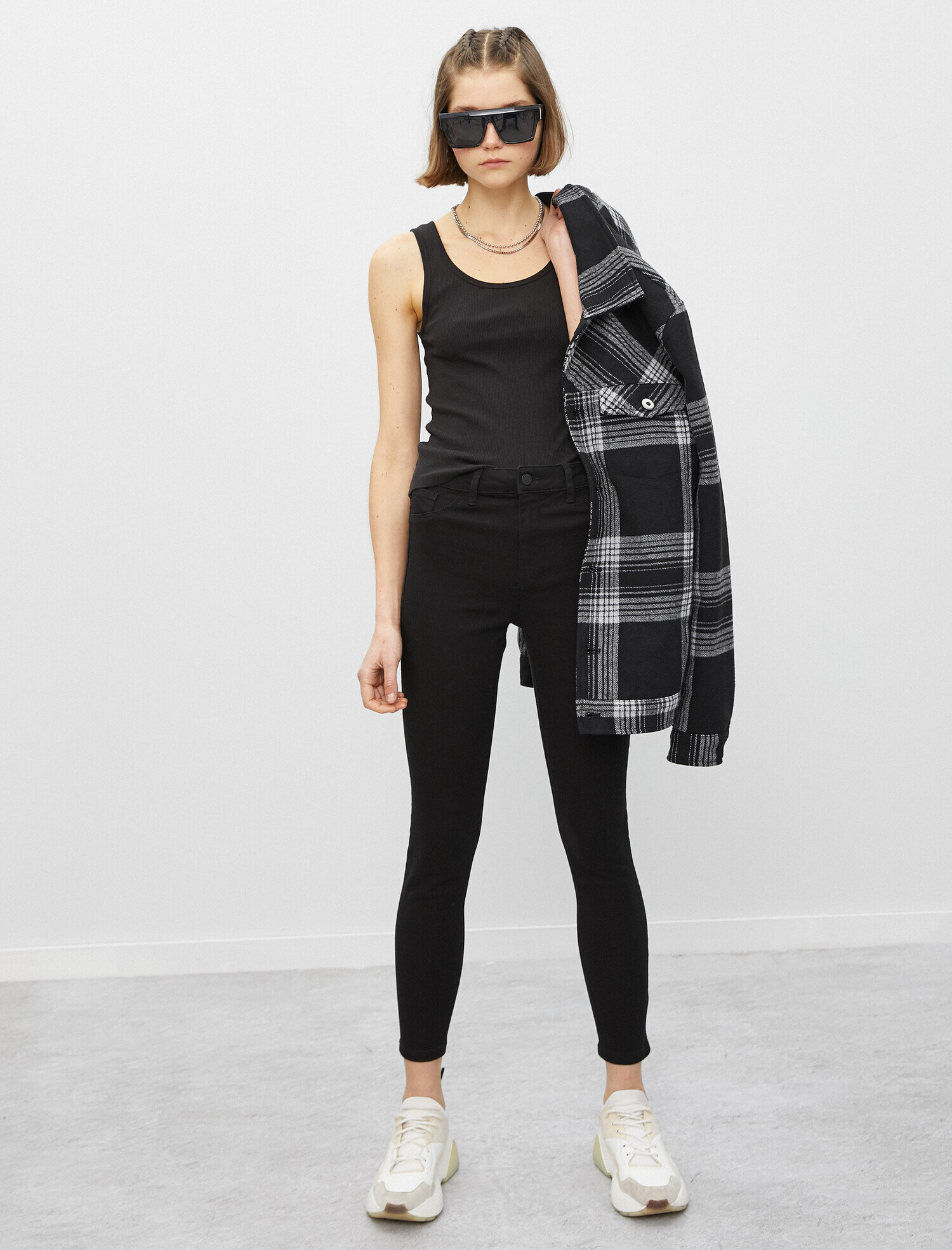   Yüksek Bel Dar Kesim Dar Paça Pantolon