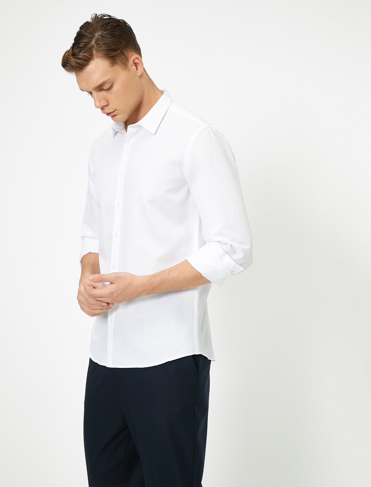Klasik Yaka Uzun Kollu Slim Fit Smart Gömlek Non Iron
