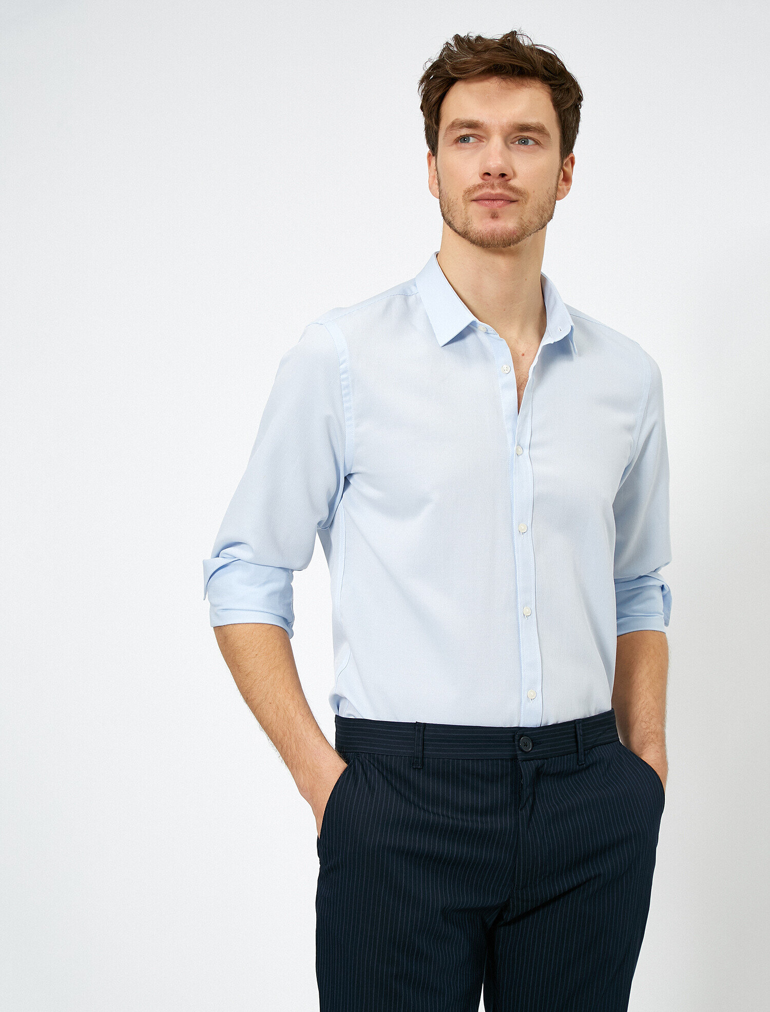   Klasik Yaka Uzun Kollu Slim Fit Smart Gömlek Non Iron