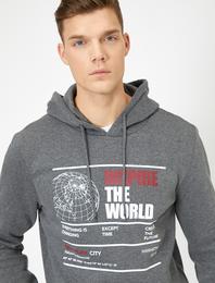 Kapüşonlu Baskılı Uzun Kollu Sweatshirt