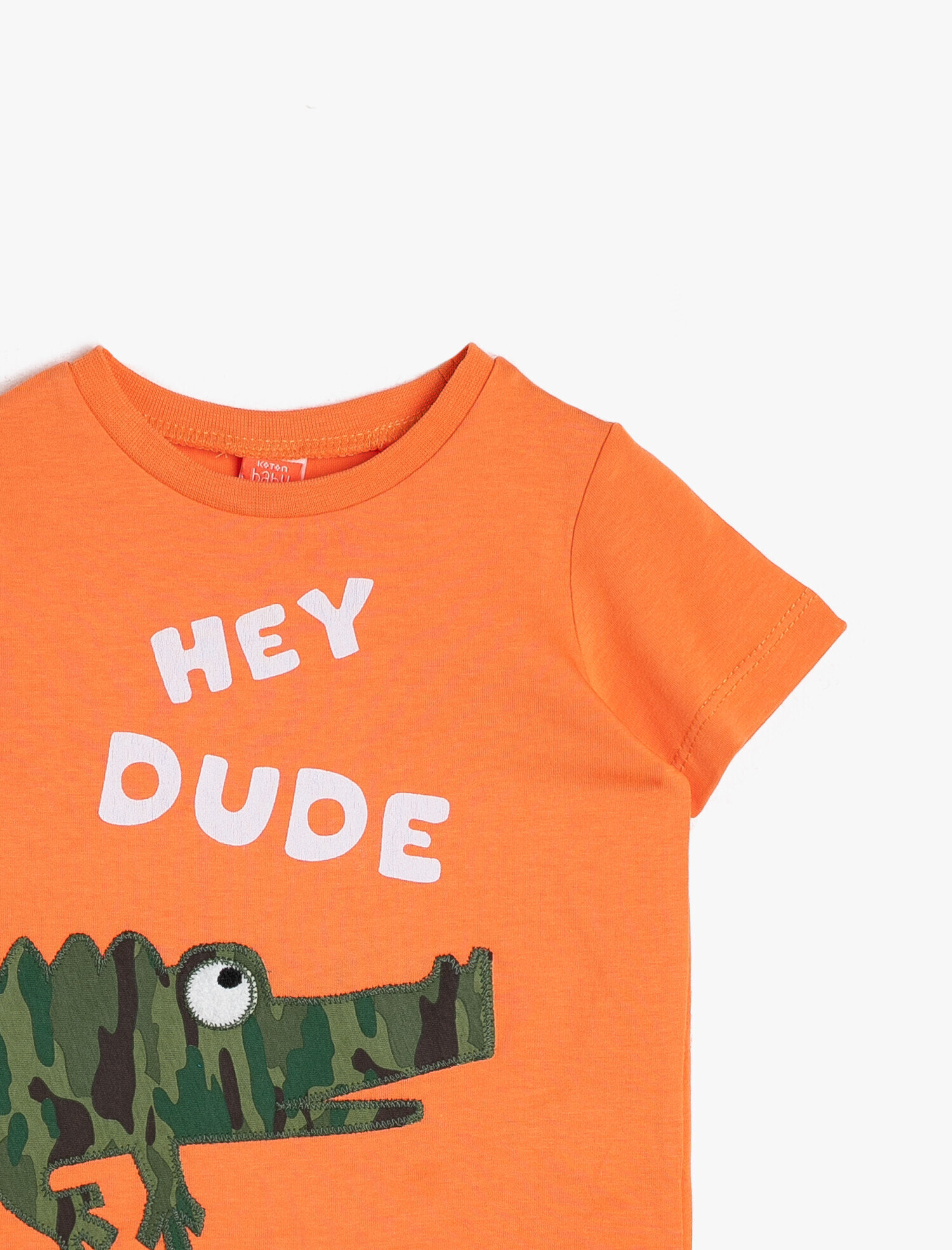  Erkek Bebek İşlemeli Tişört