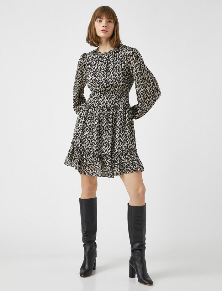  Bisiklet Yaka Uzun Kollu Şal Desenli Kısa Elbise