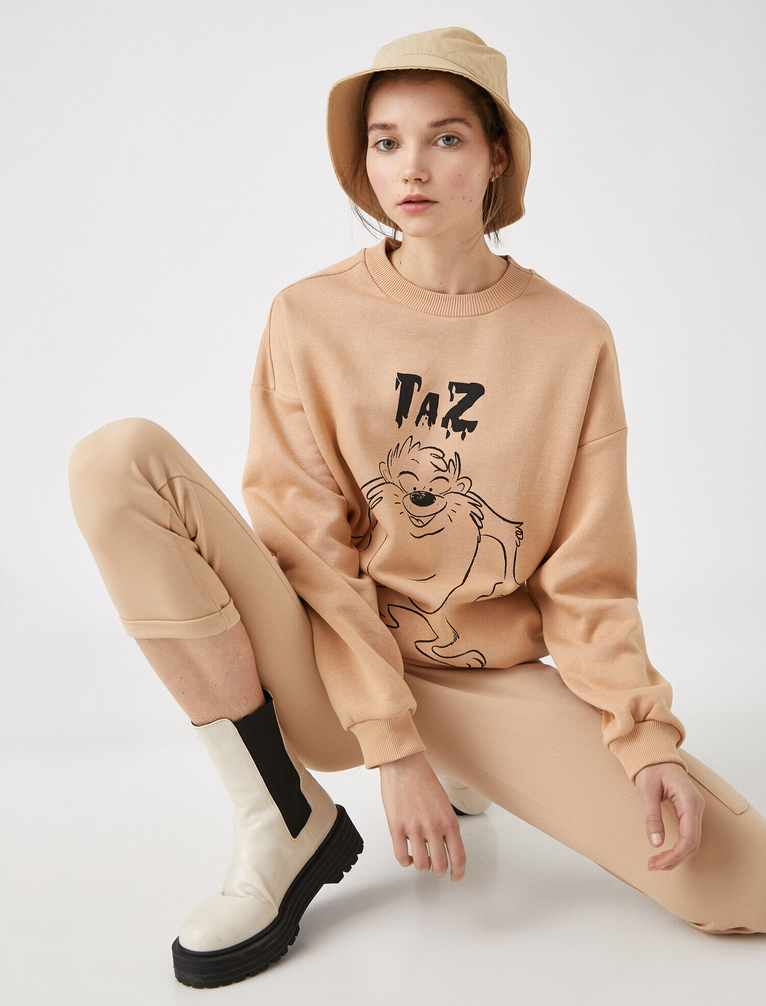   Pamuklu Warner Bros Lisanslı Bisiklet Yaka Sweatshirt