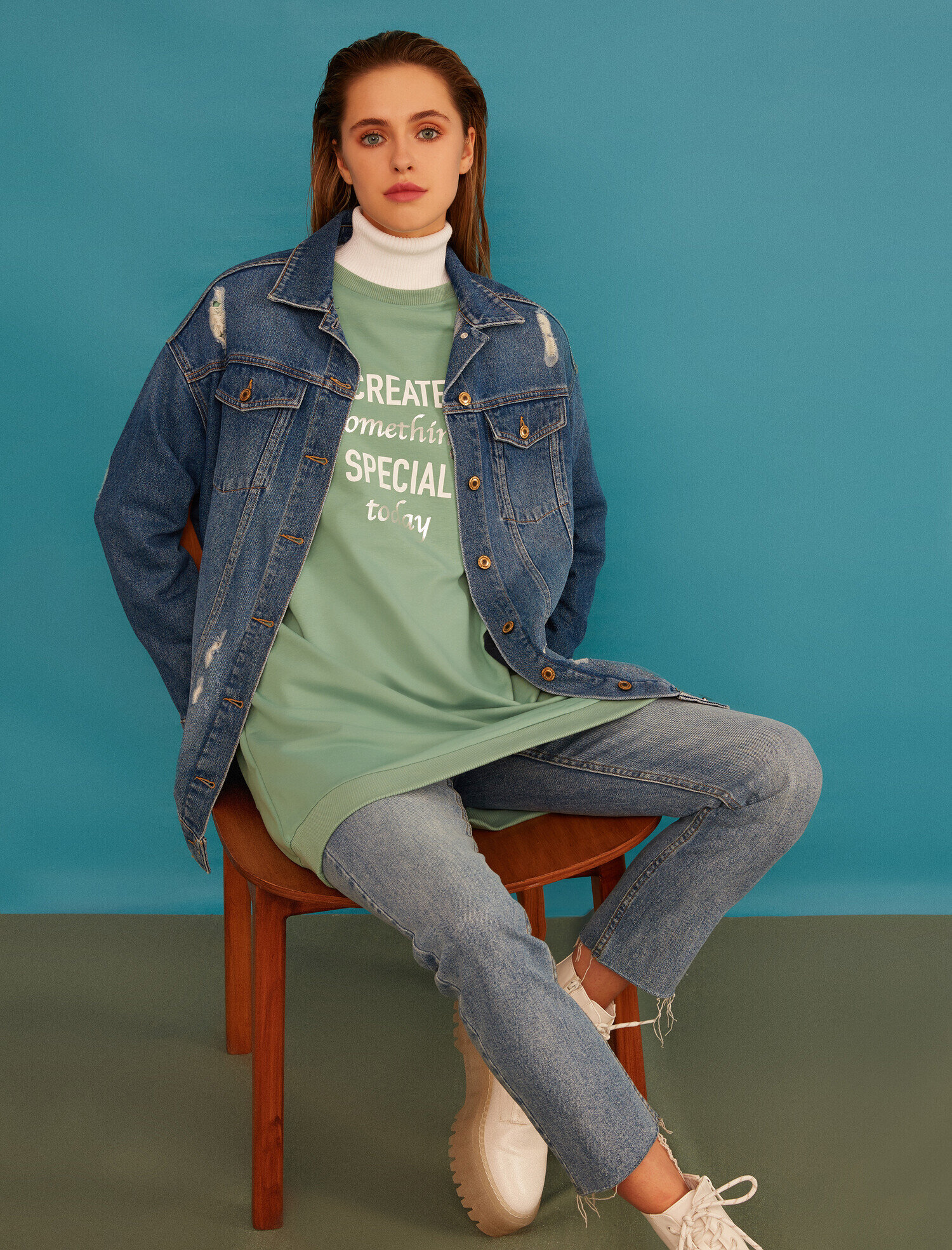   Slogan Baskılı Uzun Sweatshirt