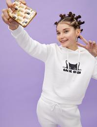 Kapüşonlu Slogan Baskılı Sweatshirt