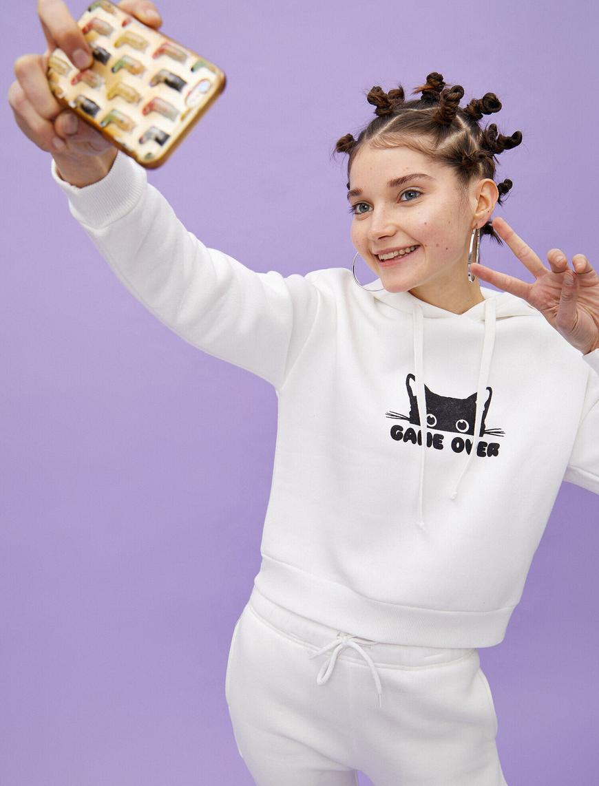   Kapüşonlu Slogan Baskılı Sweatshirt