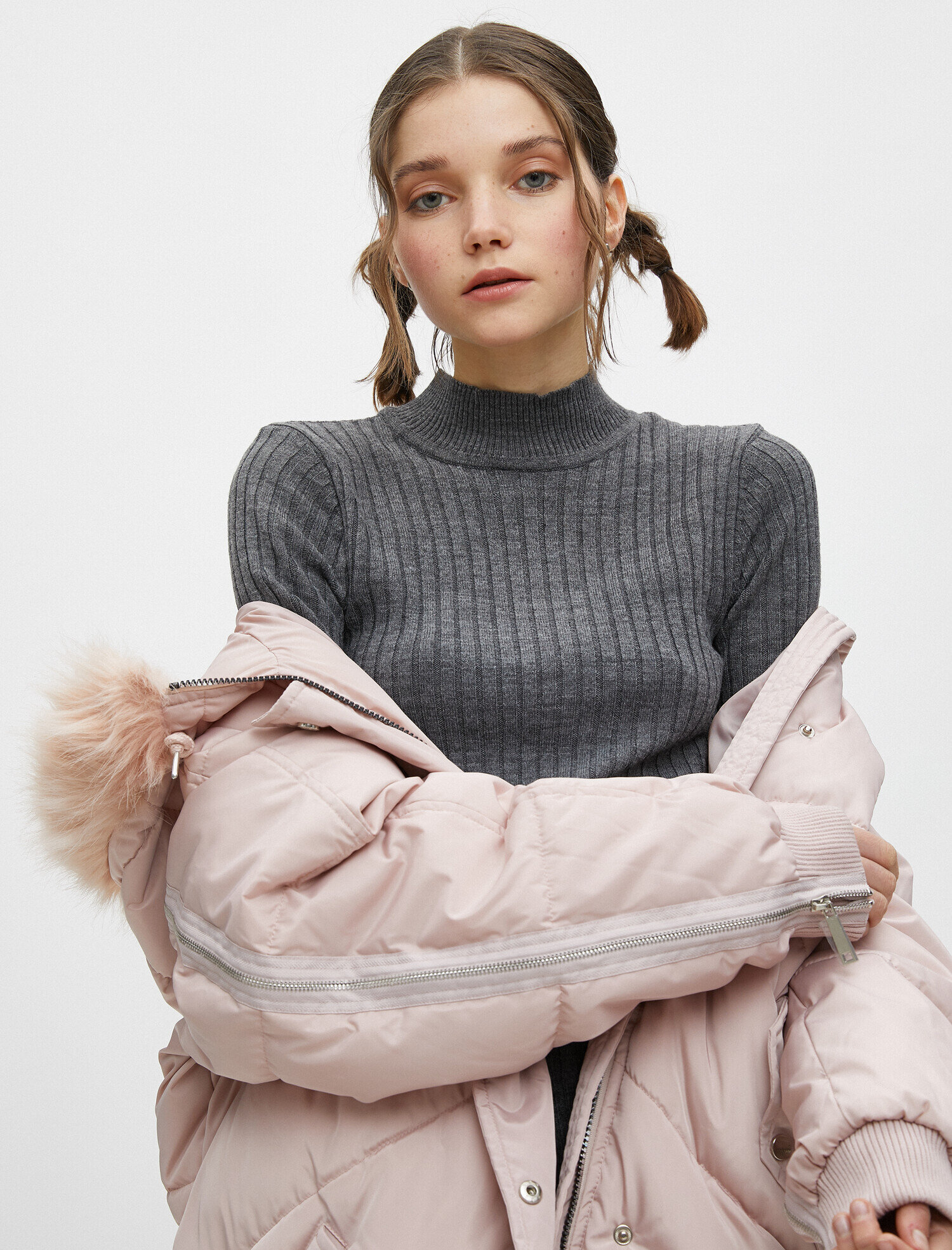   Dik Yaka Uzun Kollu Slim Triko Kazak