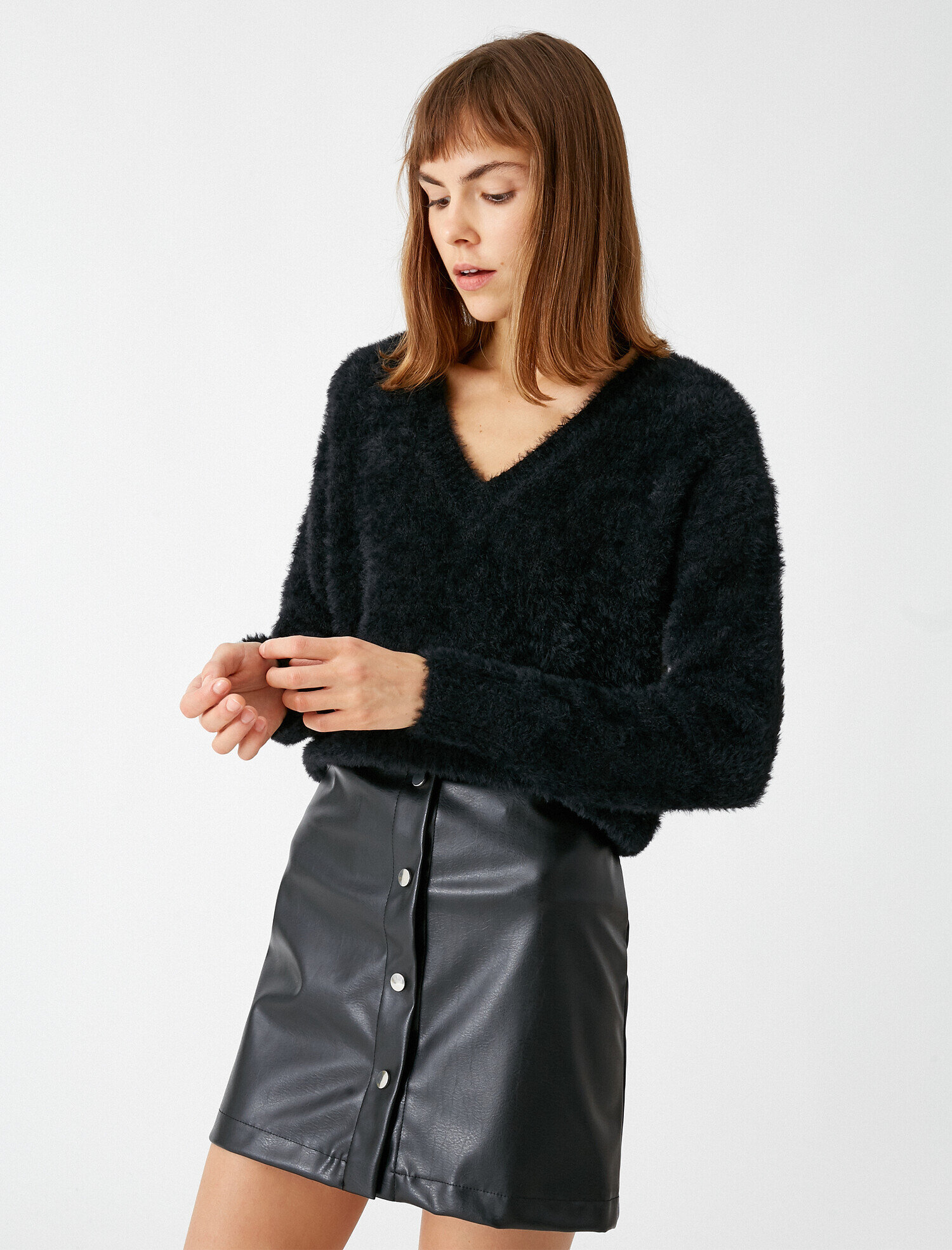 V Yaka Crop Triko Kazak