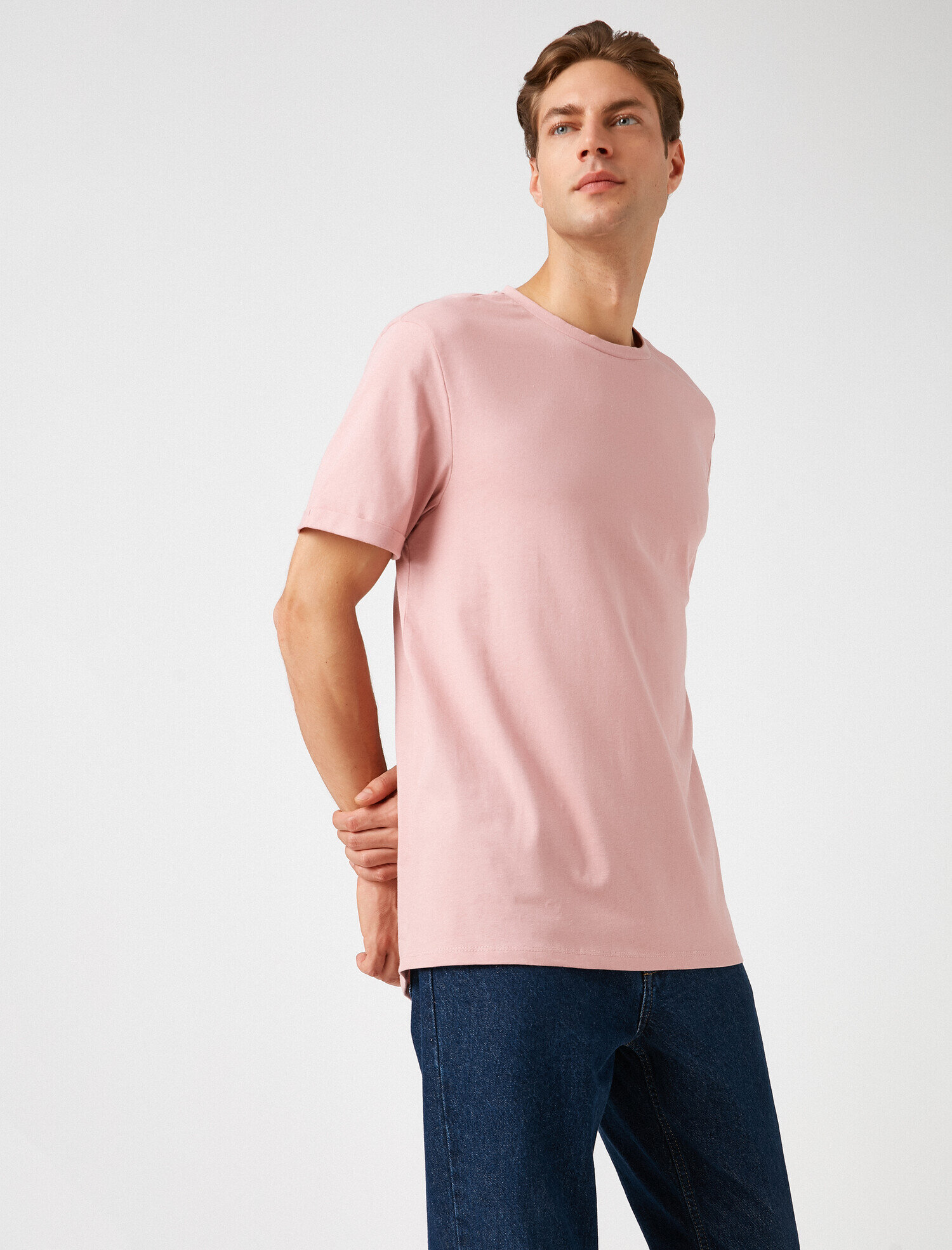 Pamuklu Bisiklet Yaka Kısa Kollu Basic Tişört