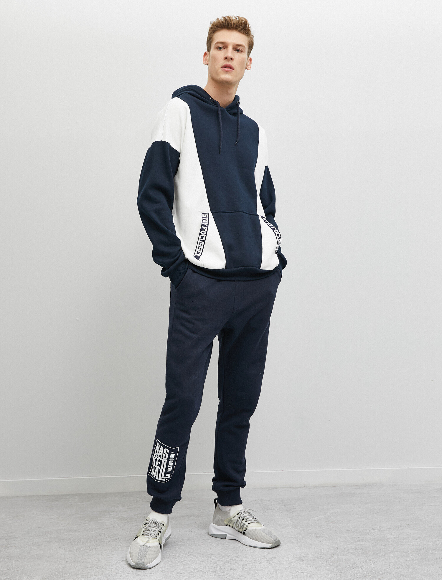   Yazılı Baskılı Pamuklu Beli Bağlamalı Jogger Eşofman Altı