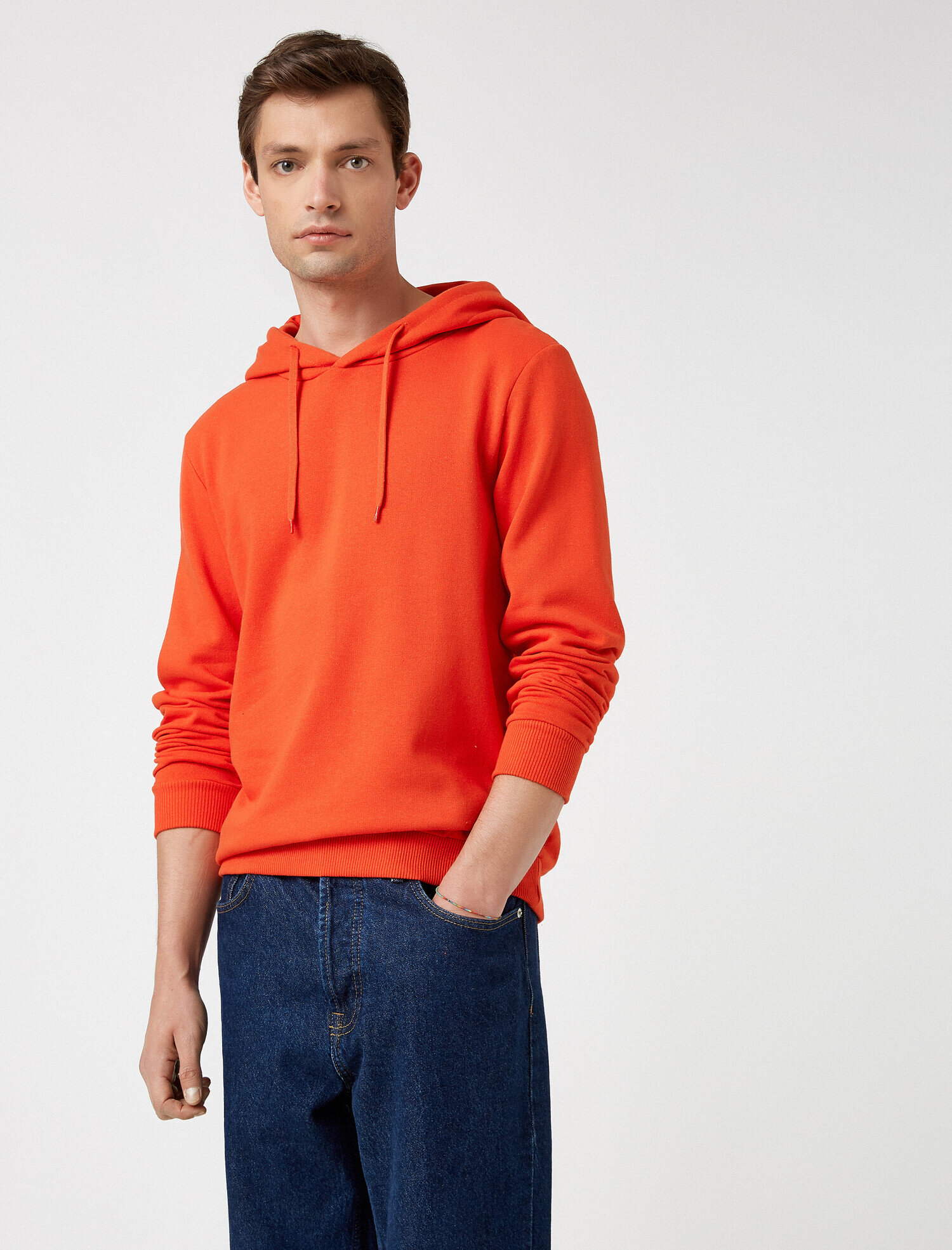 Basic Kapüşonlu Uzun Kollu Sweatshirt