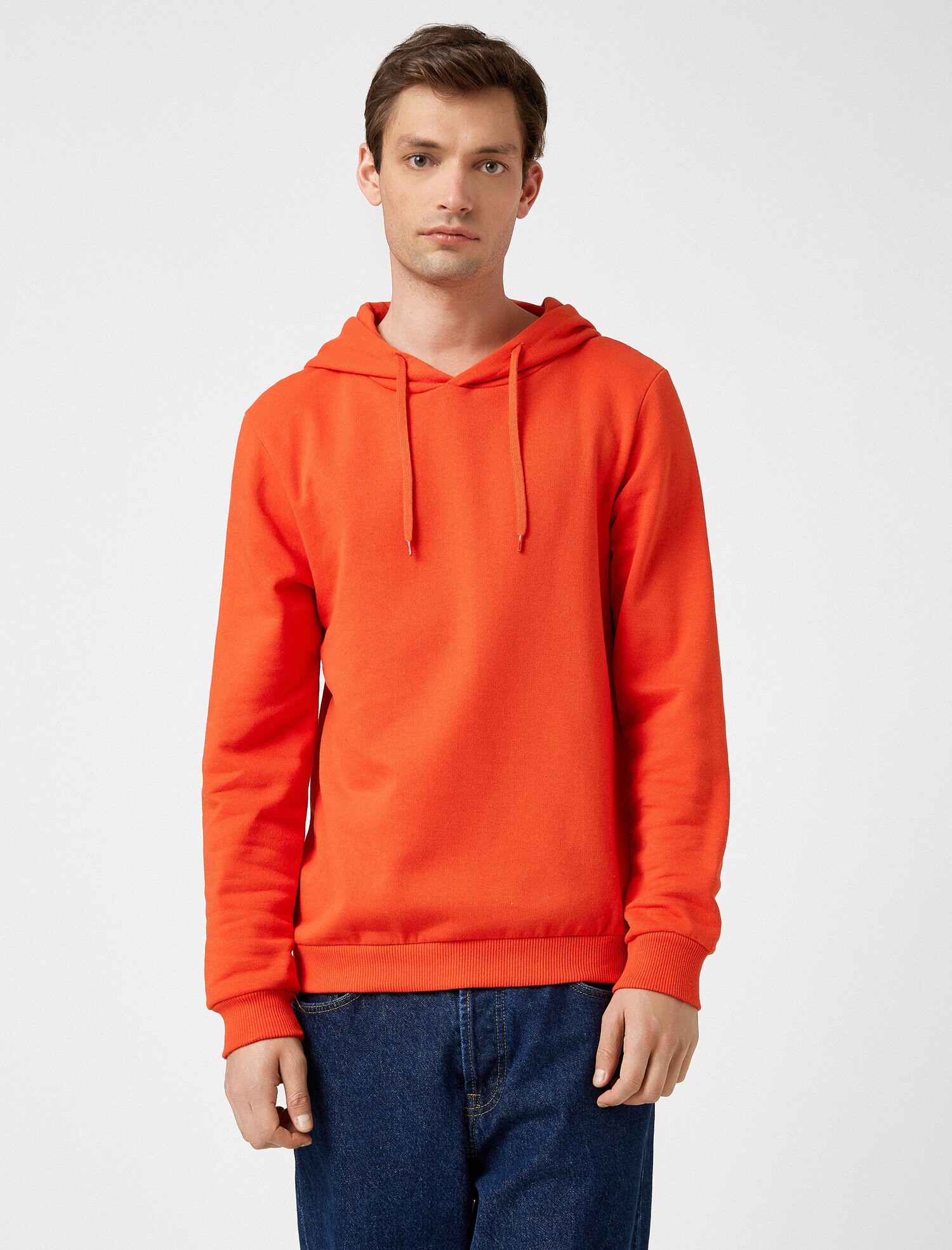 Basic Kapüşonlu Uzun Kollu Sweatshirt