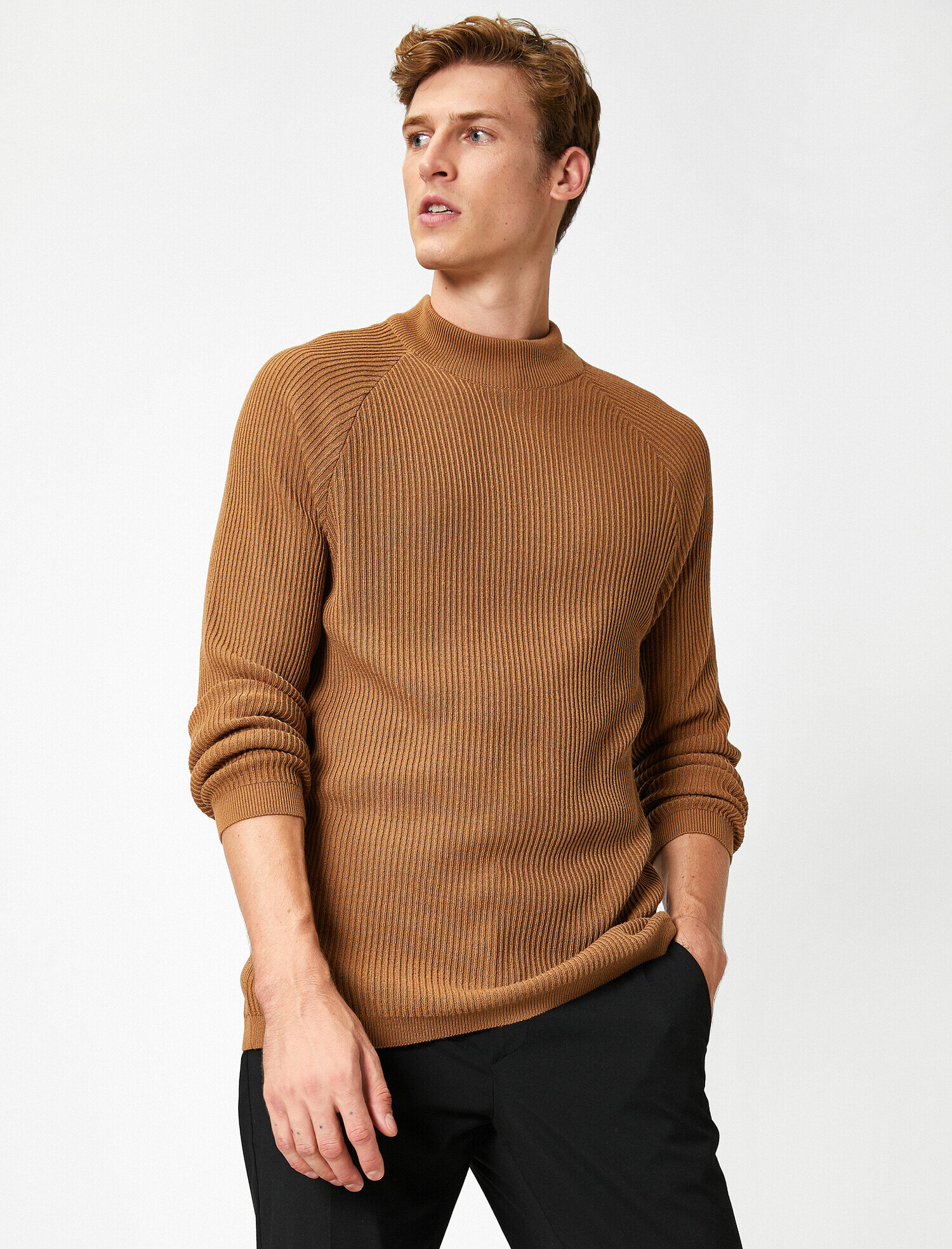   Yarım Balıkçı Yaka Uzun Kollu Triko Kazak