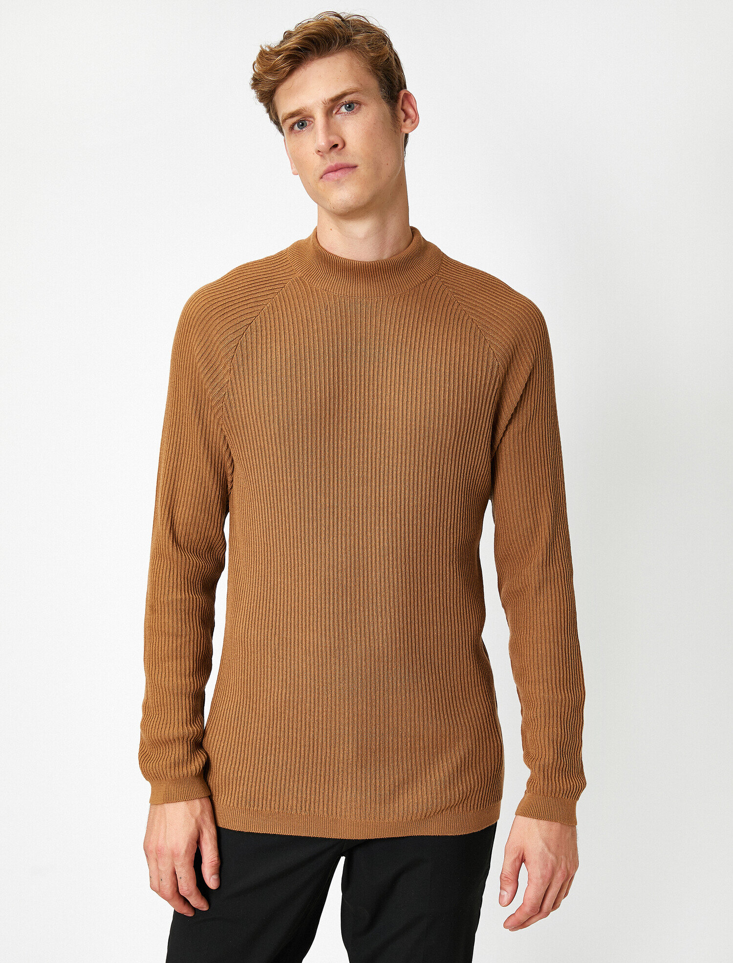   Yarım Balıkçı Yaka Uzun Kollu Triko Kazak