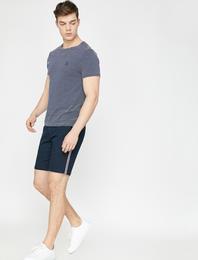 Cep Detaylı Yanı Şeritli Slim Fit Şort