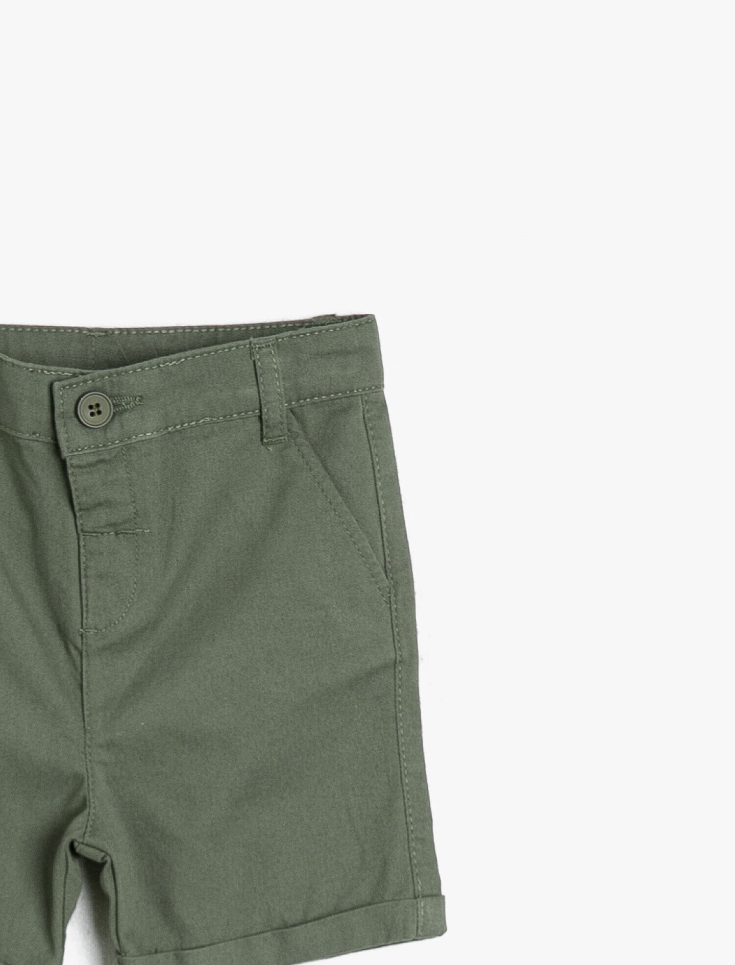  Erkek Bebek Düğme Detaylı Şort