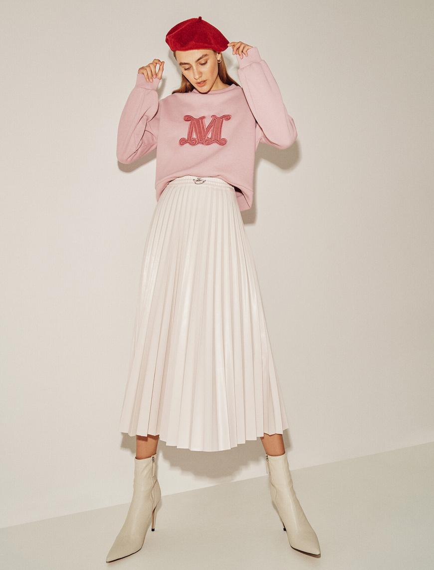   Harf Detayli Bisiklet Yaka Sweatshirt