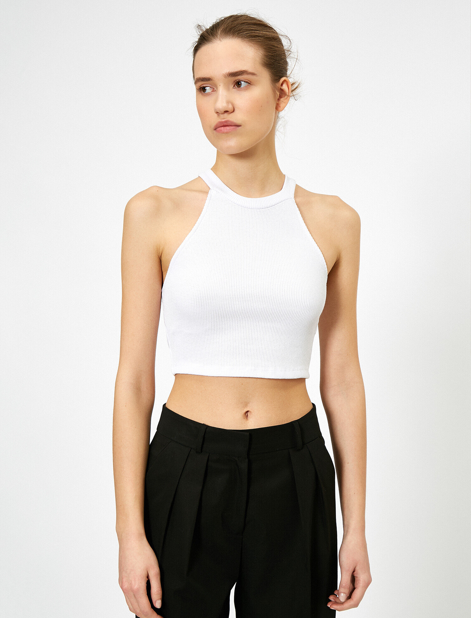  Crop Atlet Halter Yaka