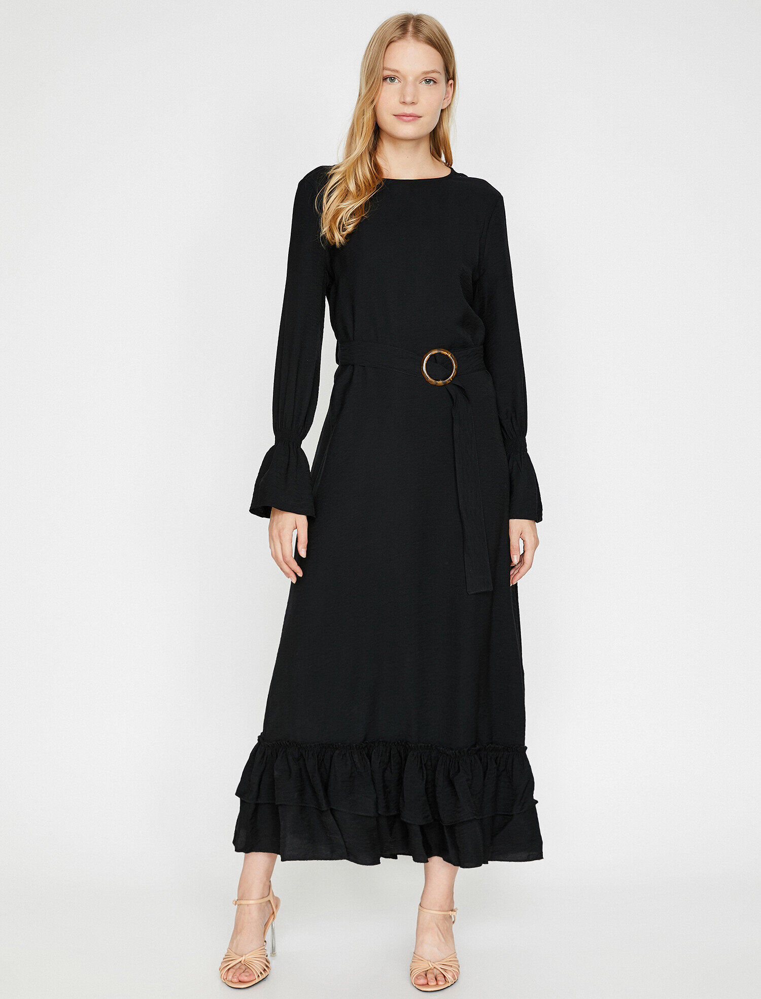   Kemer Detaylı Elbise