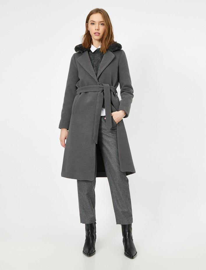  YakasıSuni Kürklü Kaban