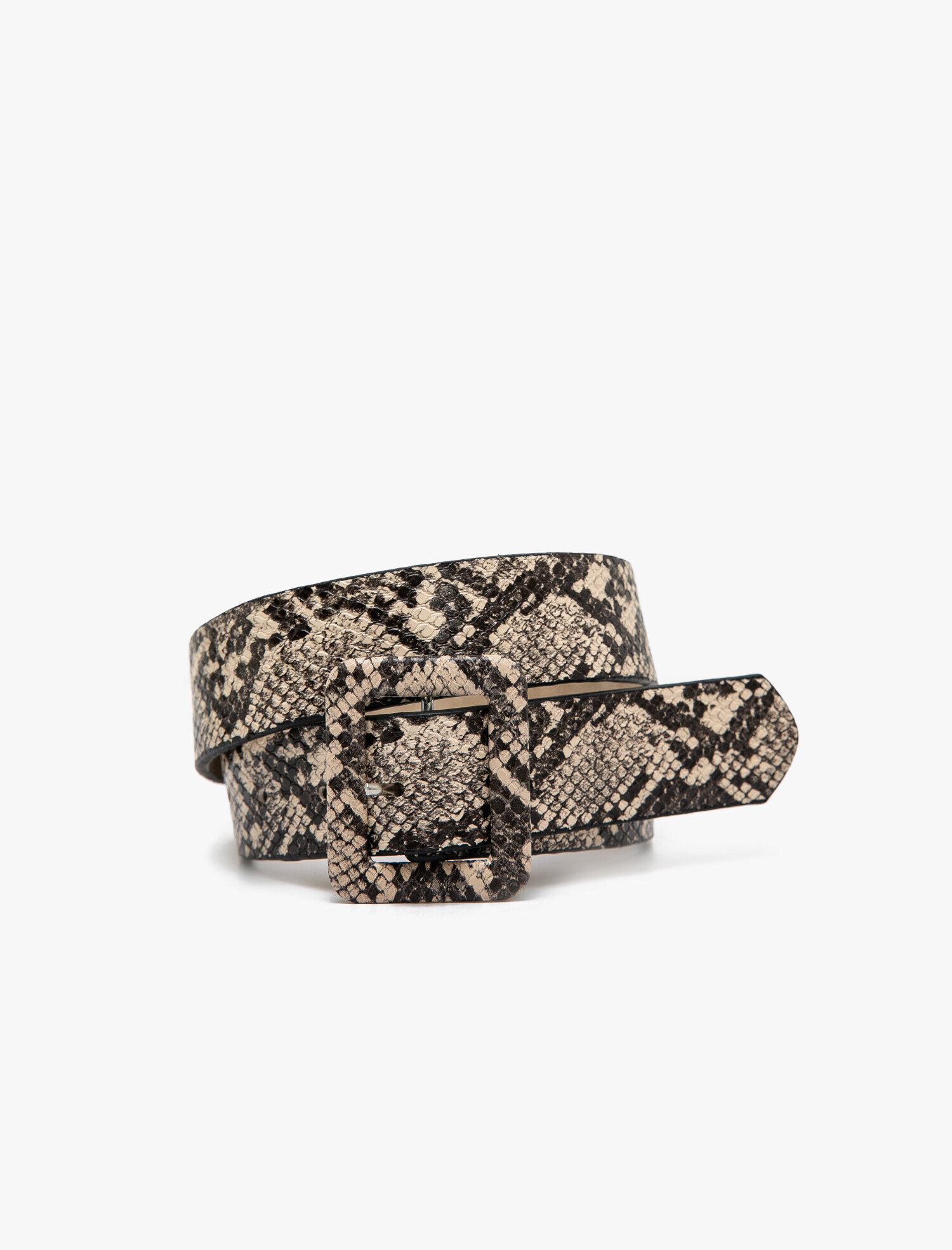 Ertalab jinsiy aloqada külotsiz onam