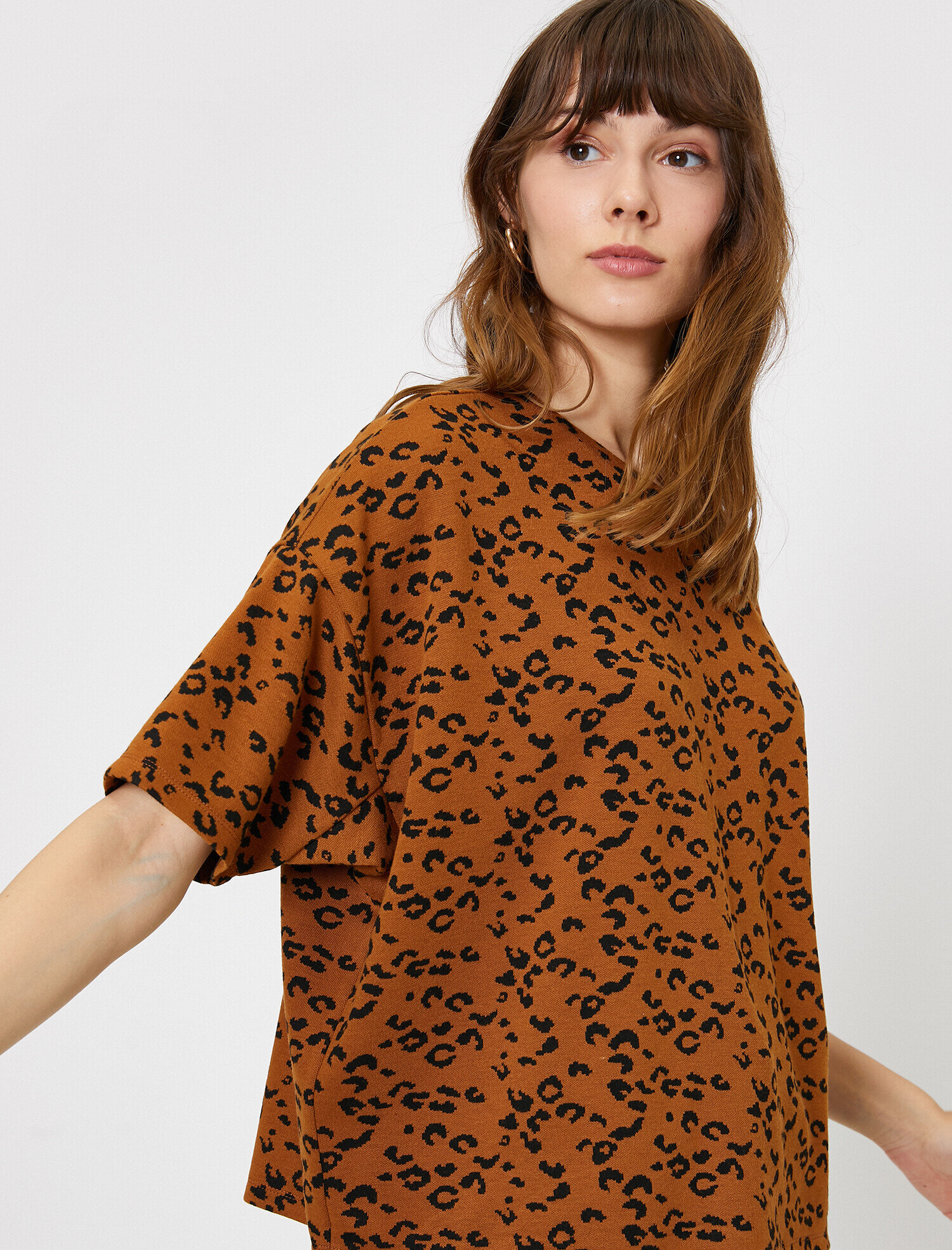   Leopar Desenli Tişört