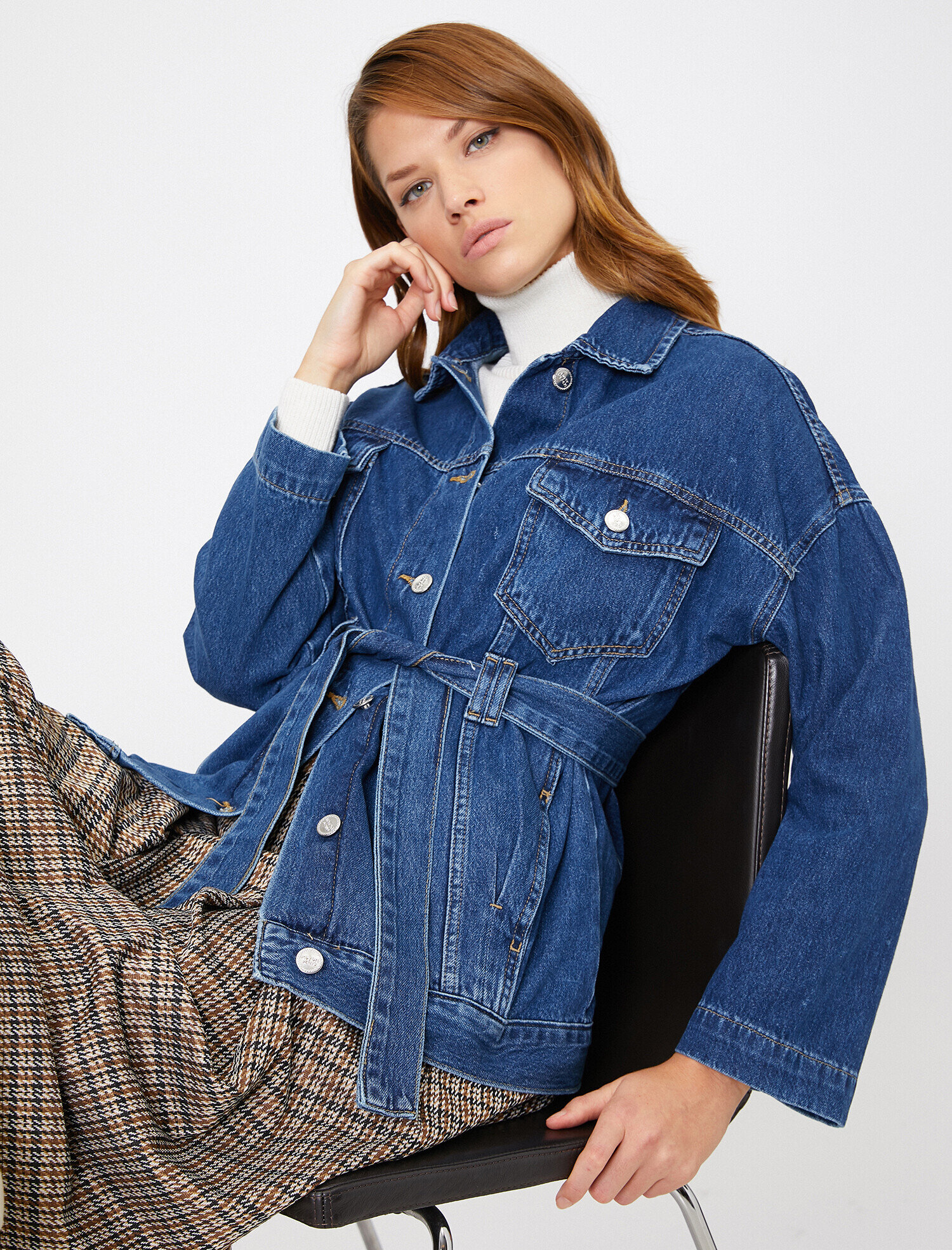   Skirtly Yours Styled by Melis Ağazat - Cep Detaylı Jean Ceket