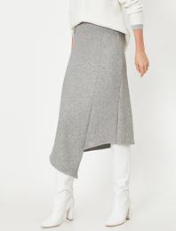 Çizgi Detaylı Triko Görünümlü Etek