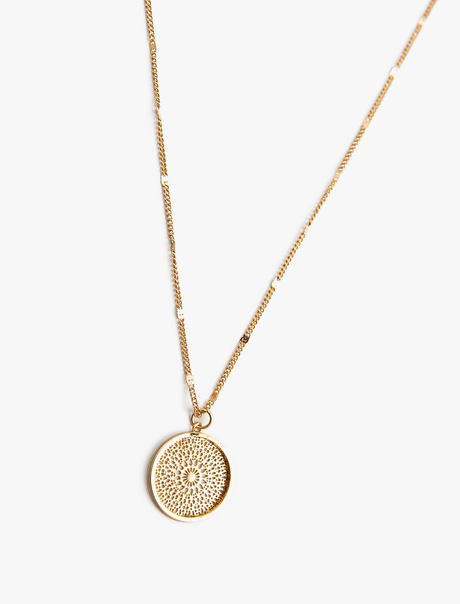  Kadın Metalik Kolye