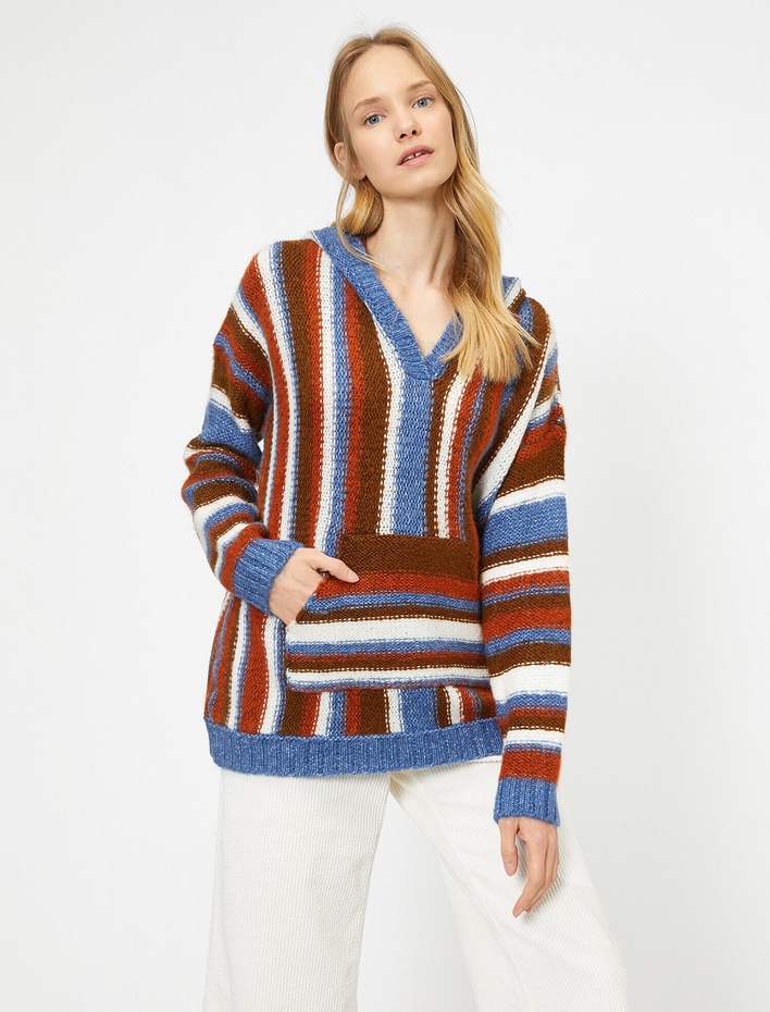  Kapüşonlu Triko Kazak