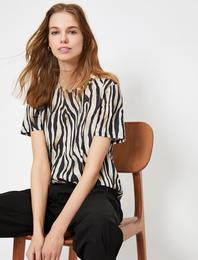 Zebra Desenli Tişört