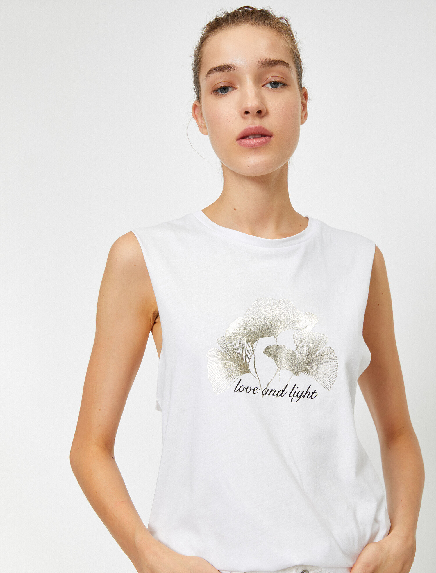   Skirtly Yours Styled by Melis Ağazat - Yazılı Baskılı Tişört