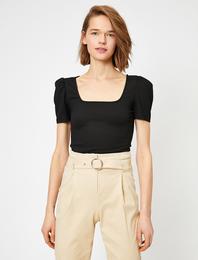 Kare Yaka Dar Kesim Tişört