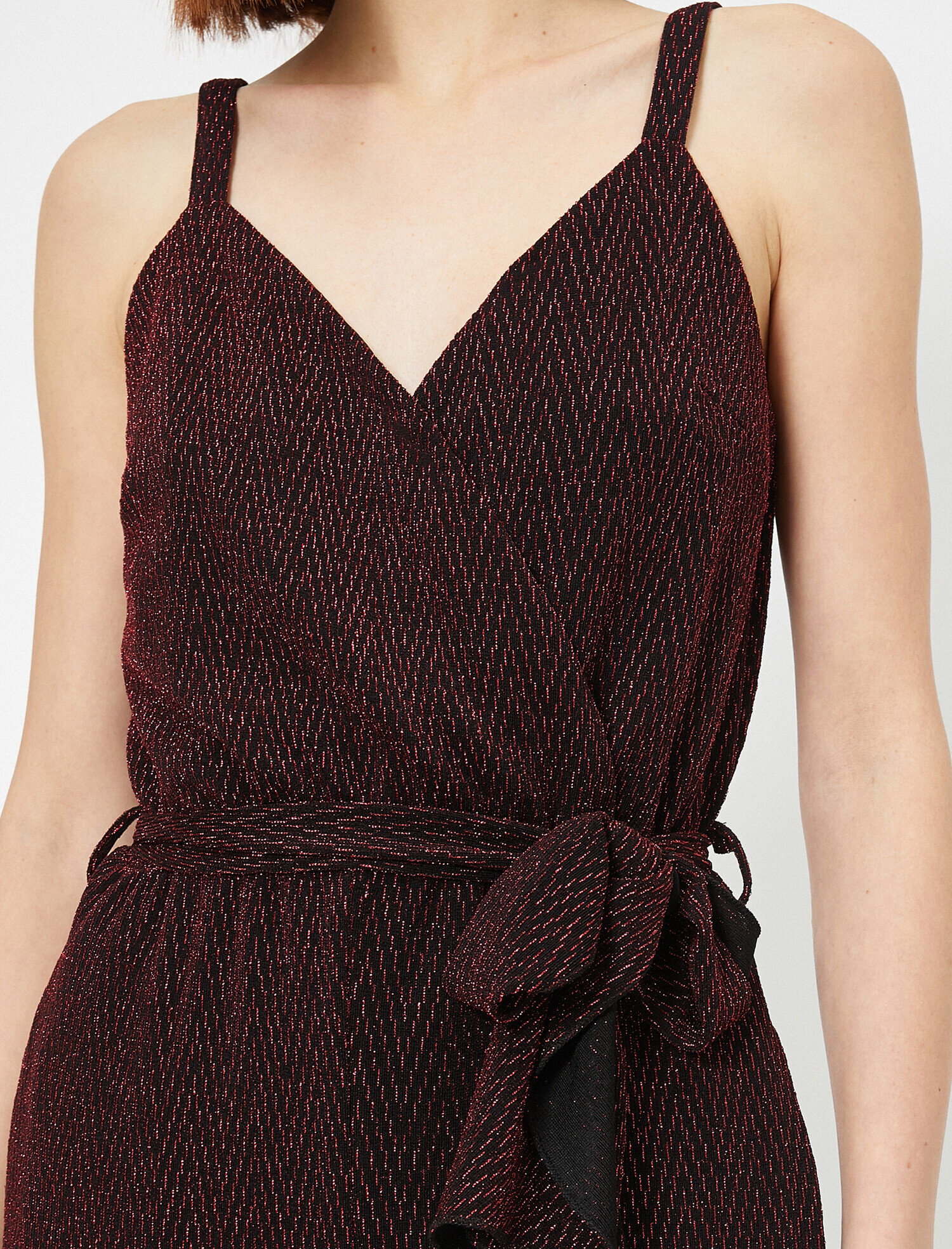   Simli Kruvaze Kalın Askılı Bağcık Detaylı Geniş Uzun Paça Tulum