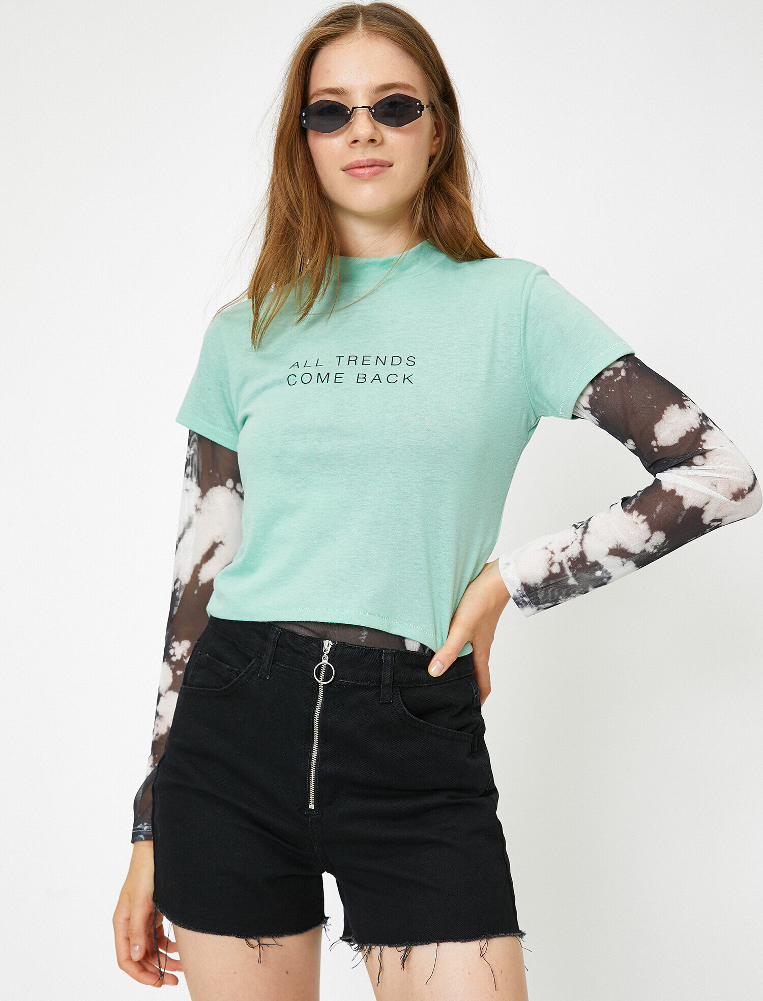   Yazılı Baskılı Tişört