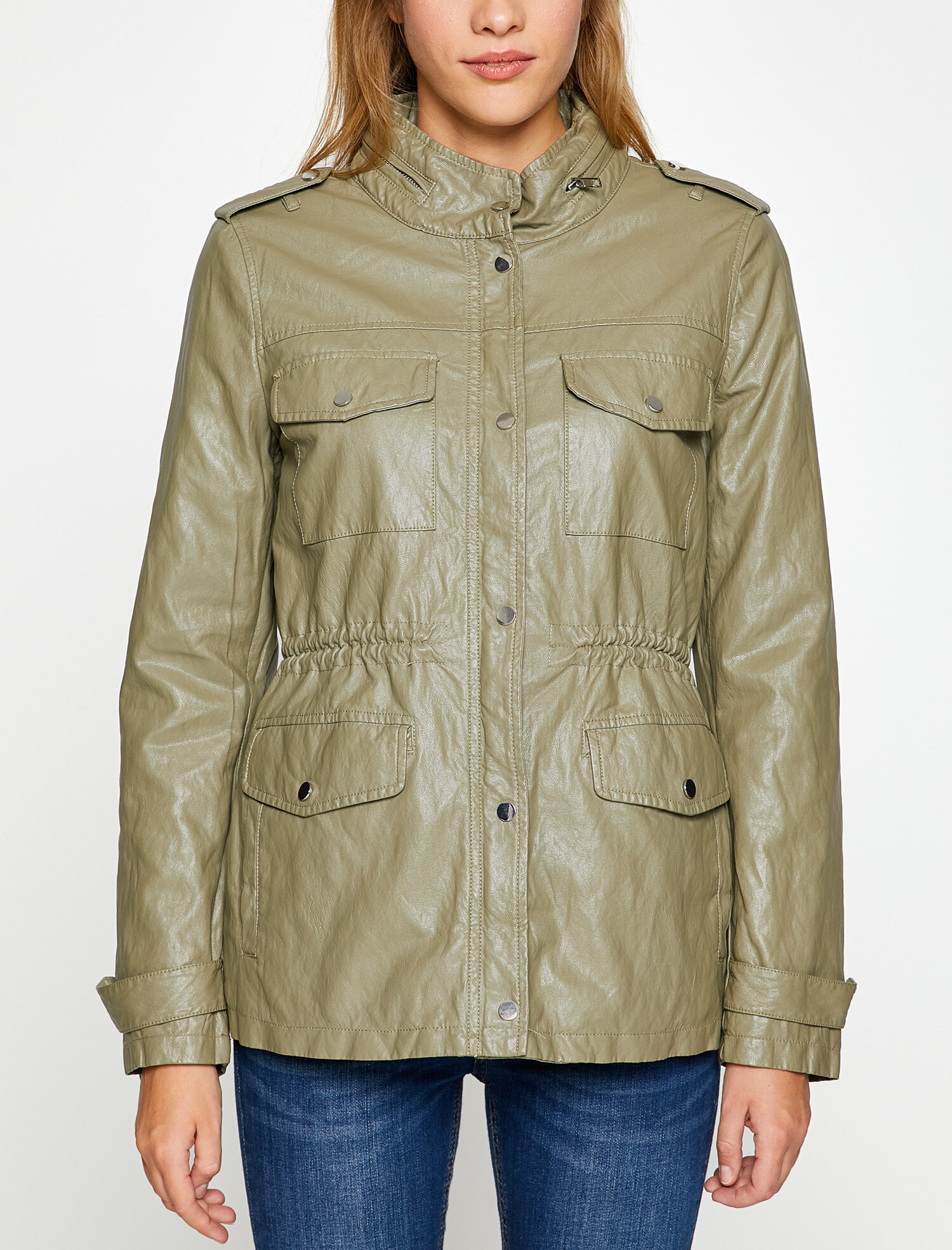   Deri Görünümlü Mont