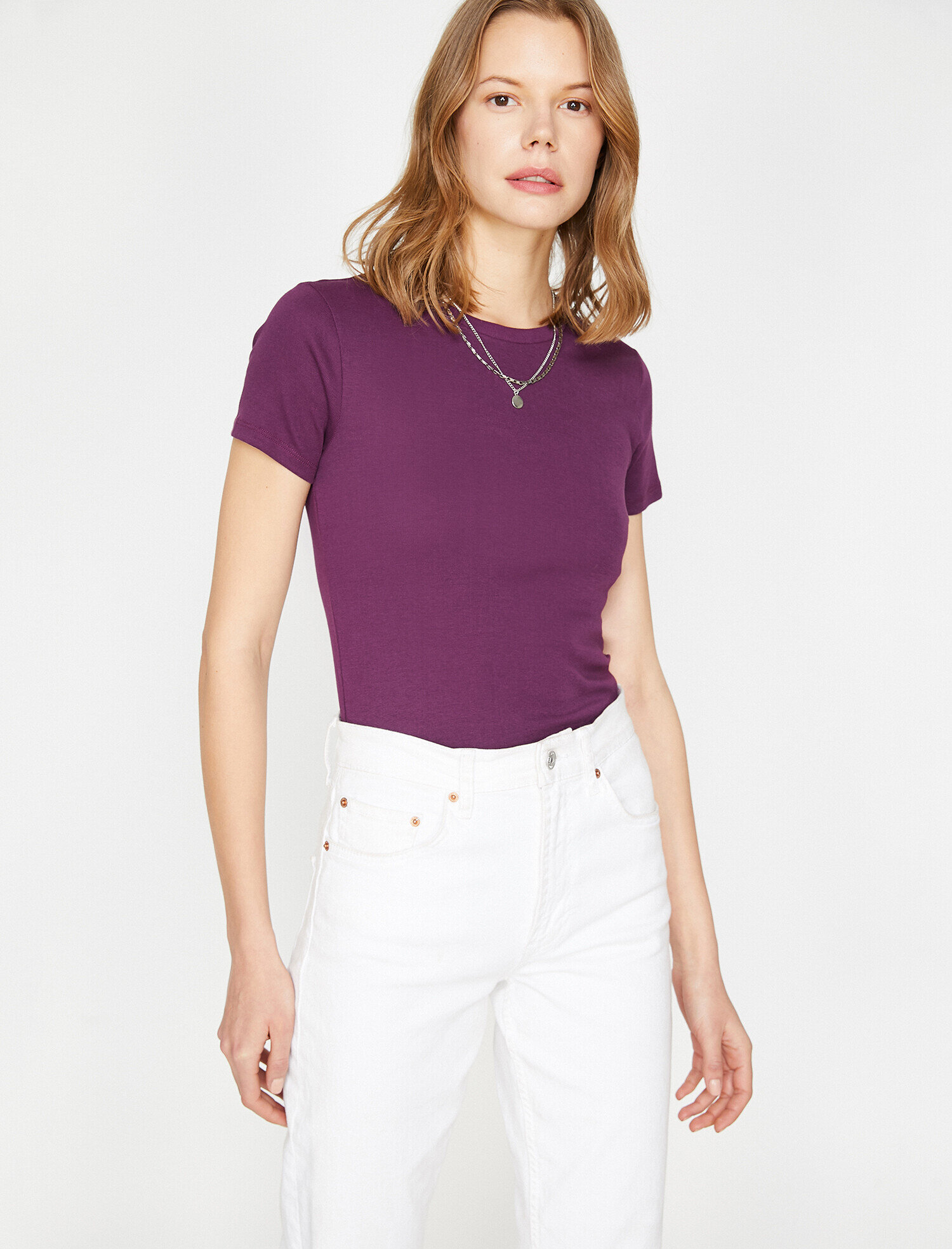   Bisiklet Yaka Dar Kesim Basic Tişört