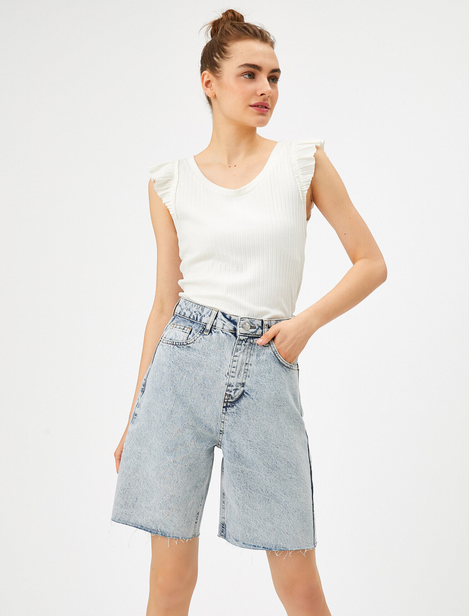   Fitilli Atlet Fırfırlı