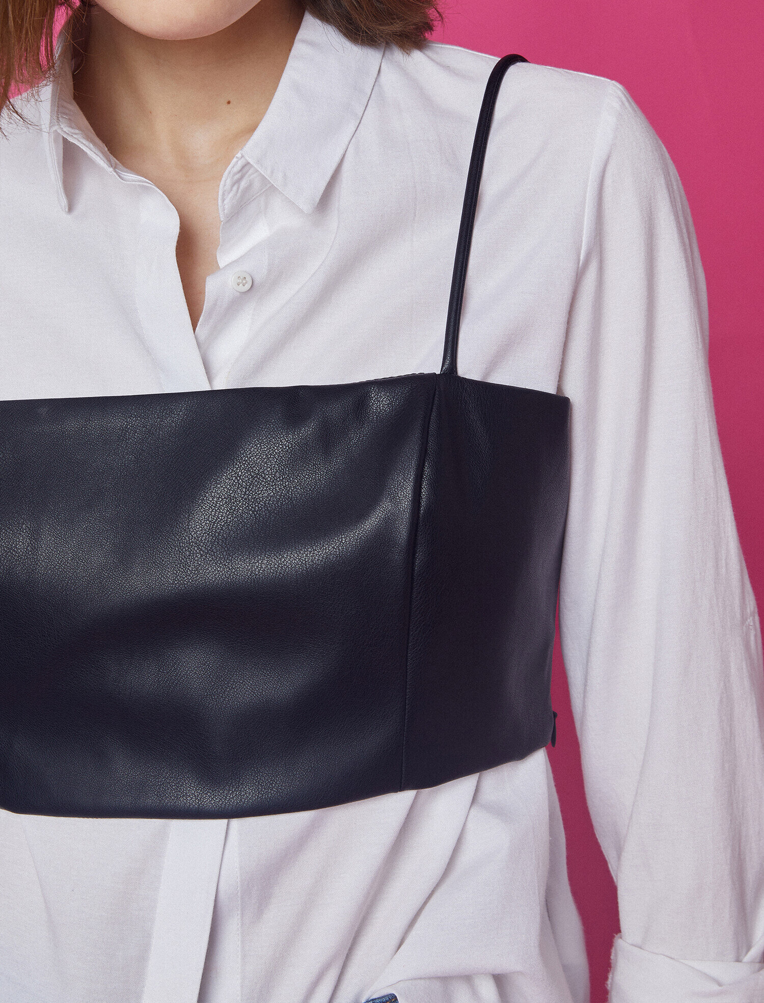   Suni Deri Crop Atlet