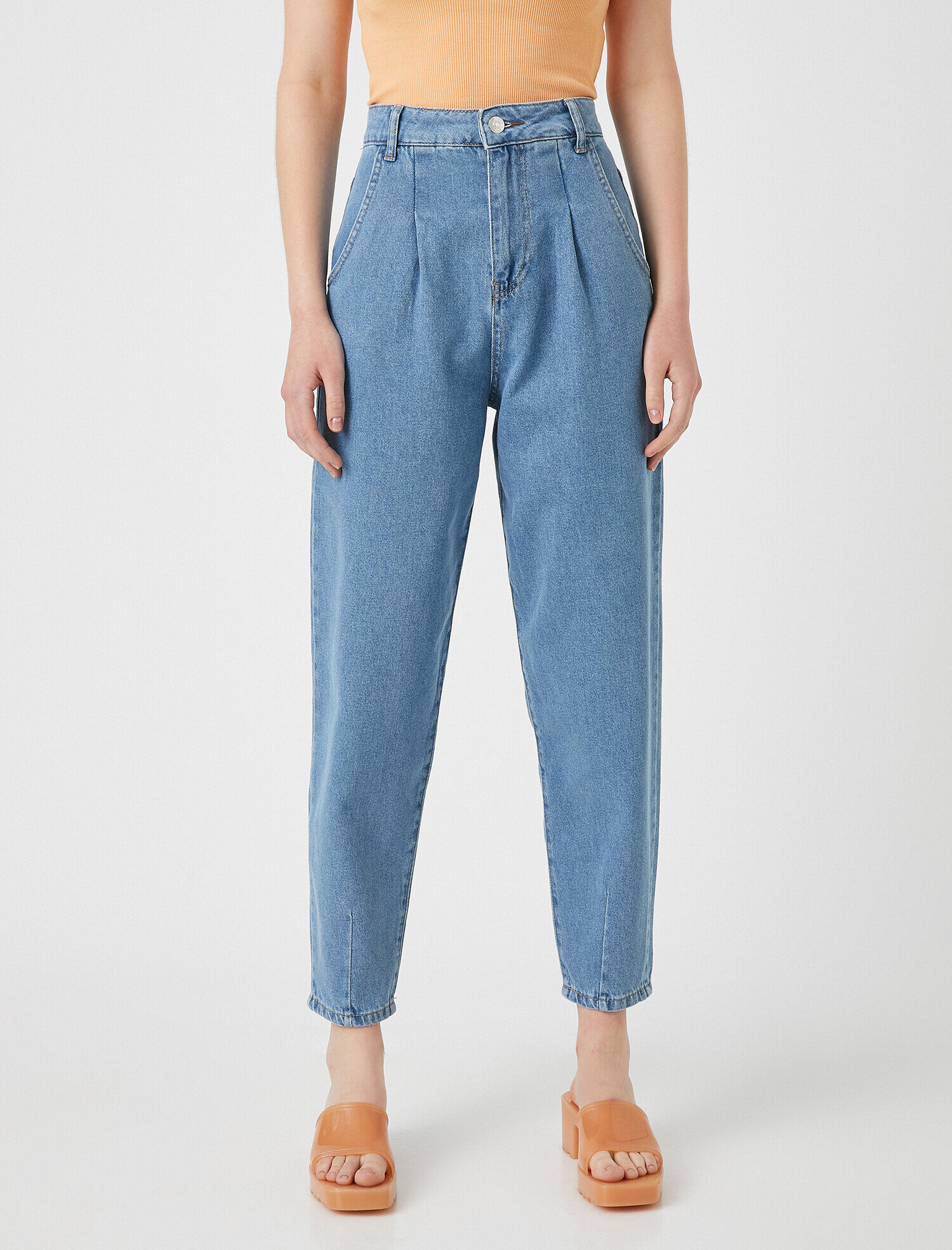 Slouchy Jean - Yüksek Bel Baldırı Bol Paçada Darlaşan Salaş Kesim Pantolon