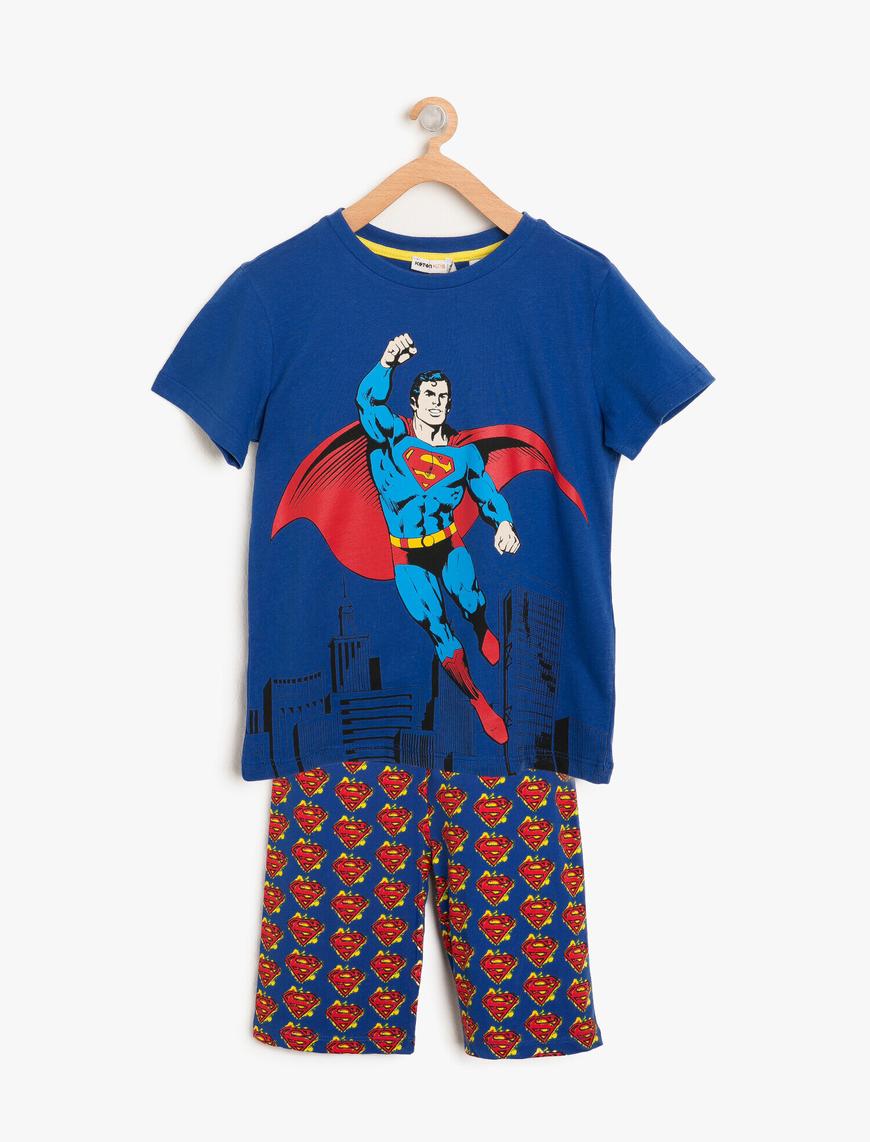  Erkek Çocuk Superman Baskılı Pijama Seti