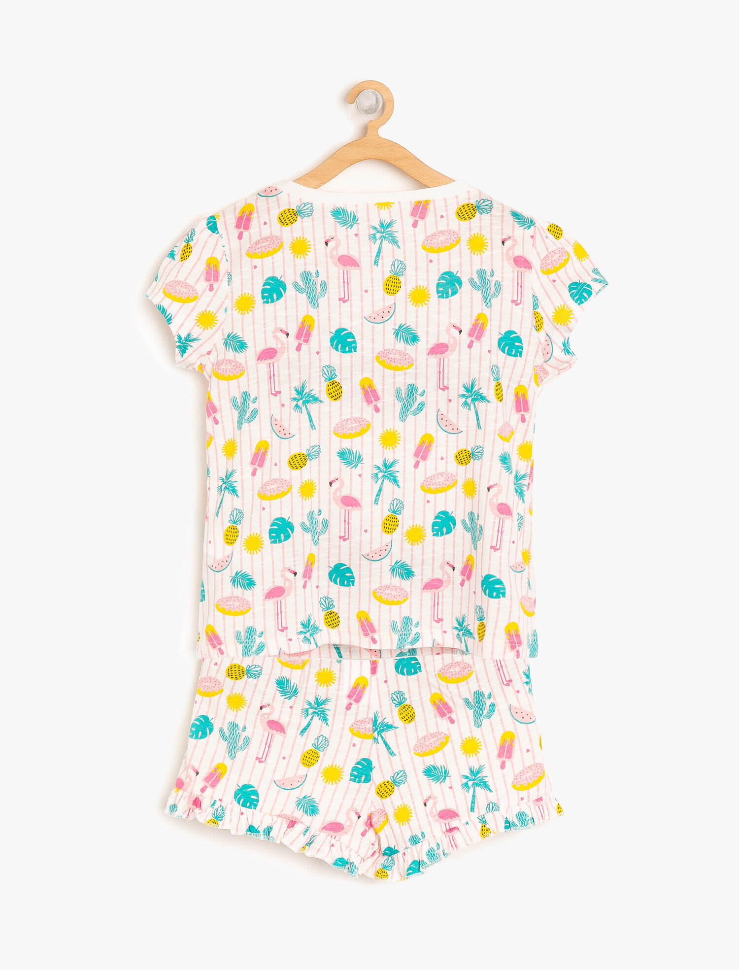  Kız Çocuk Desenli Pijama Seti