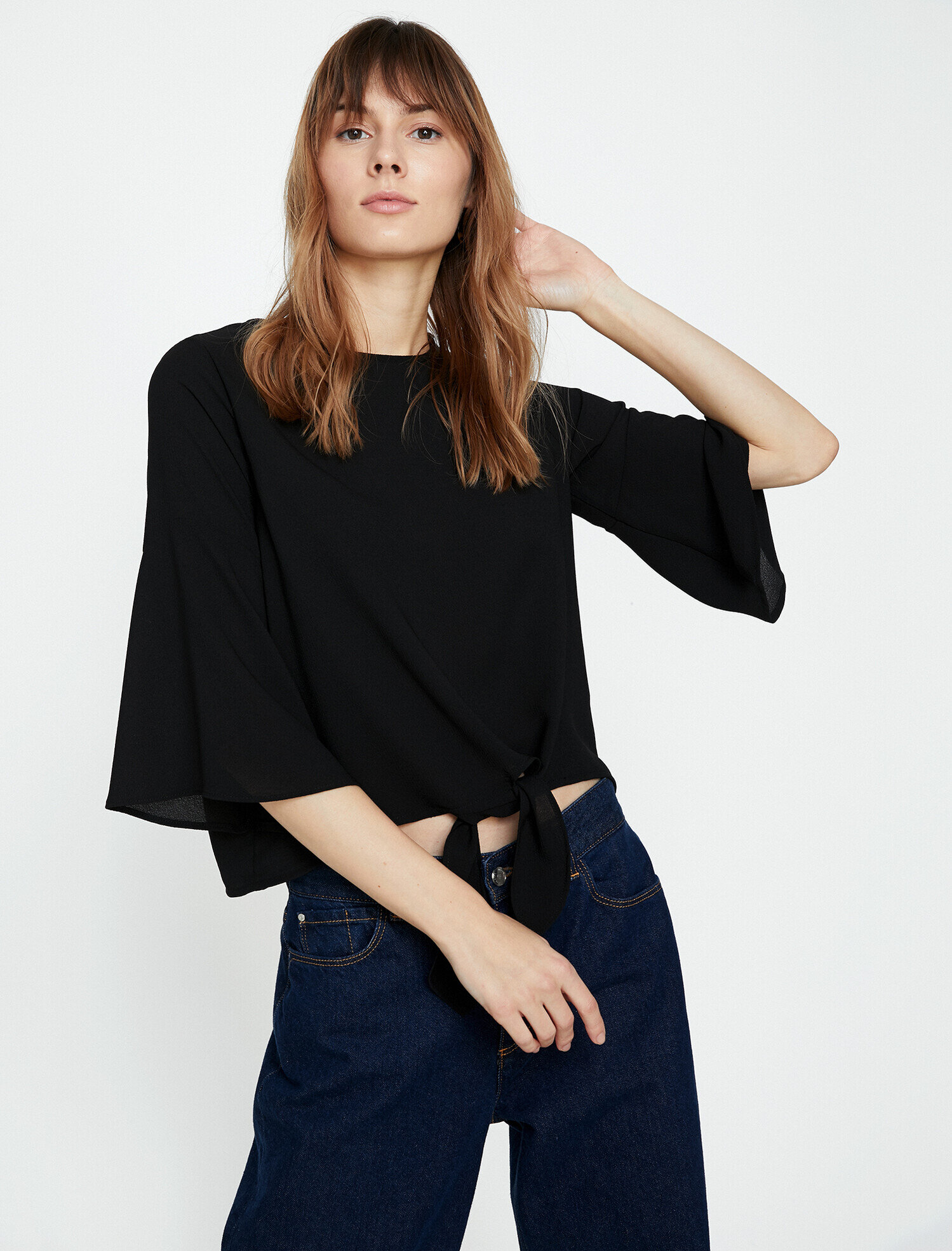   Bağlama Detaylı Bluz