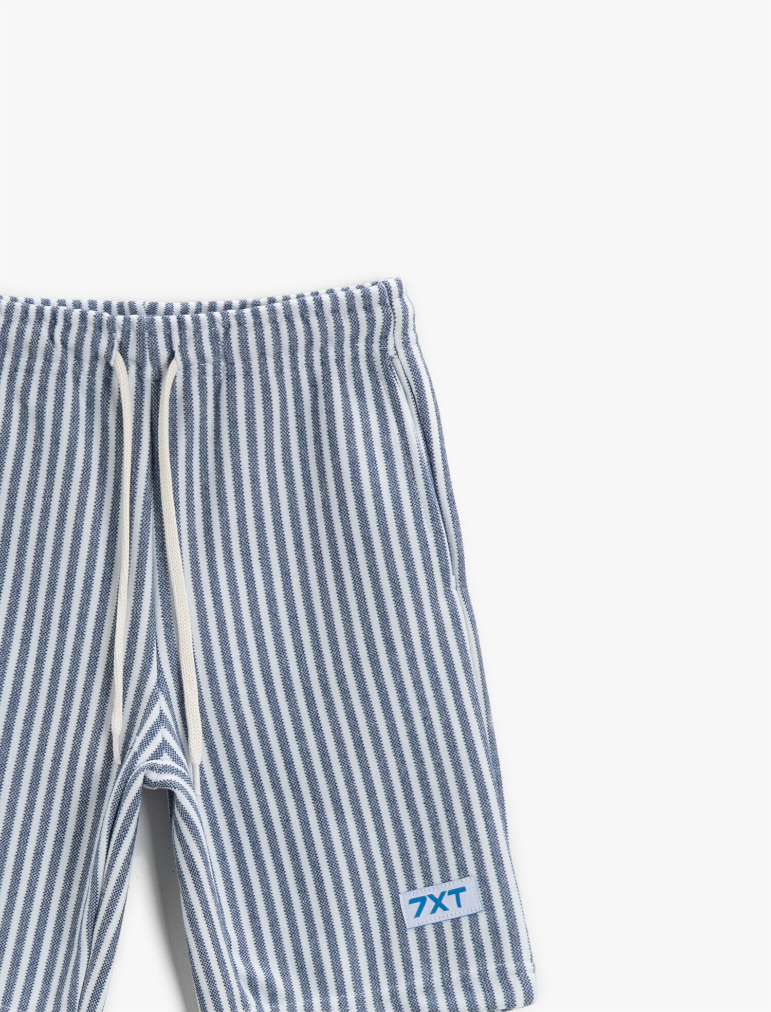  Erkek Çocuk Çizgili Şort