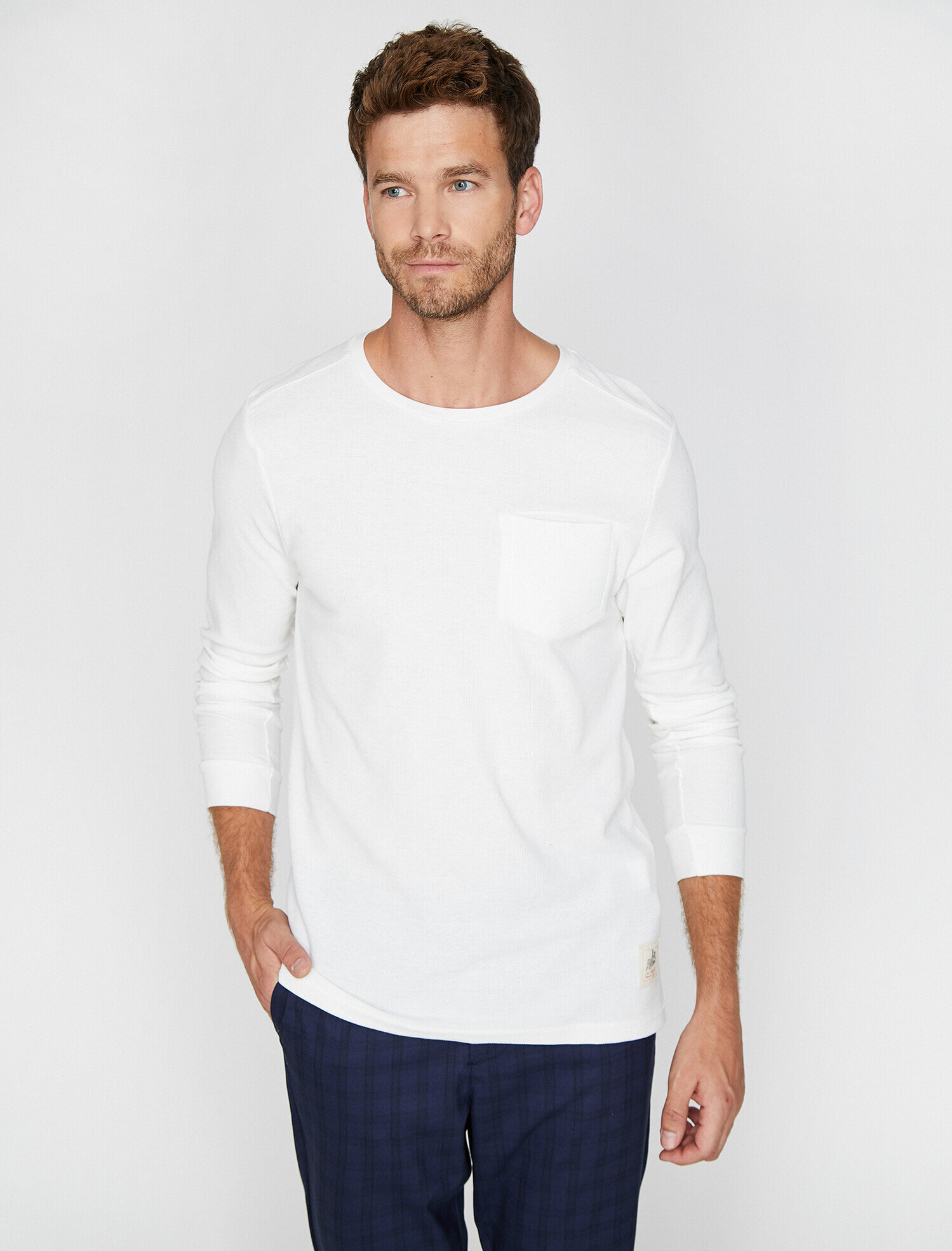   Cep Detaylı Tişört