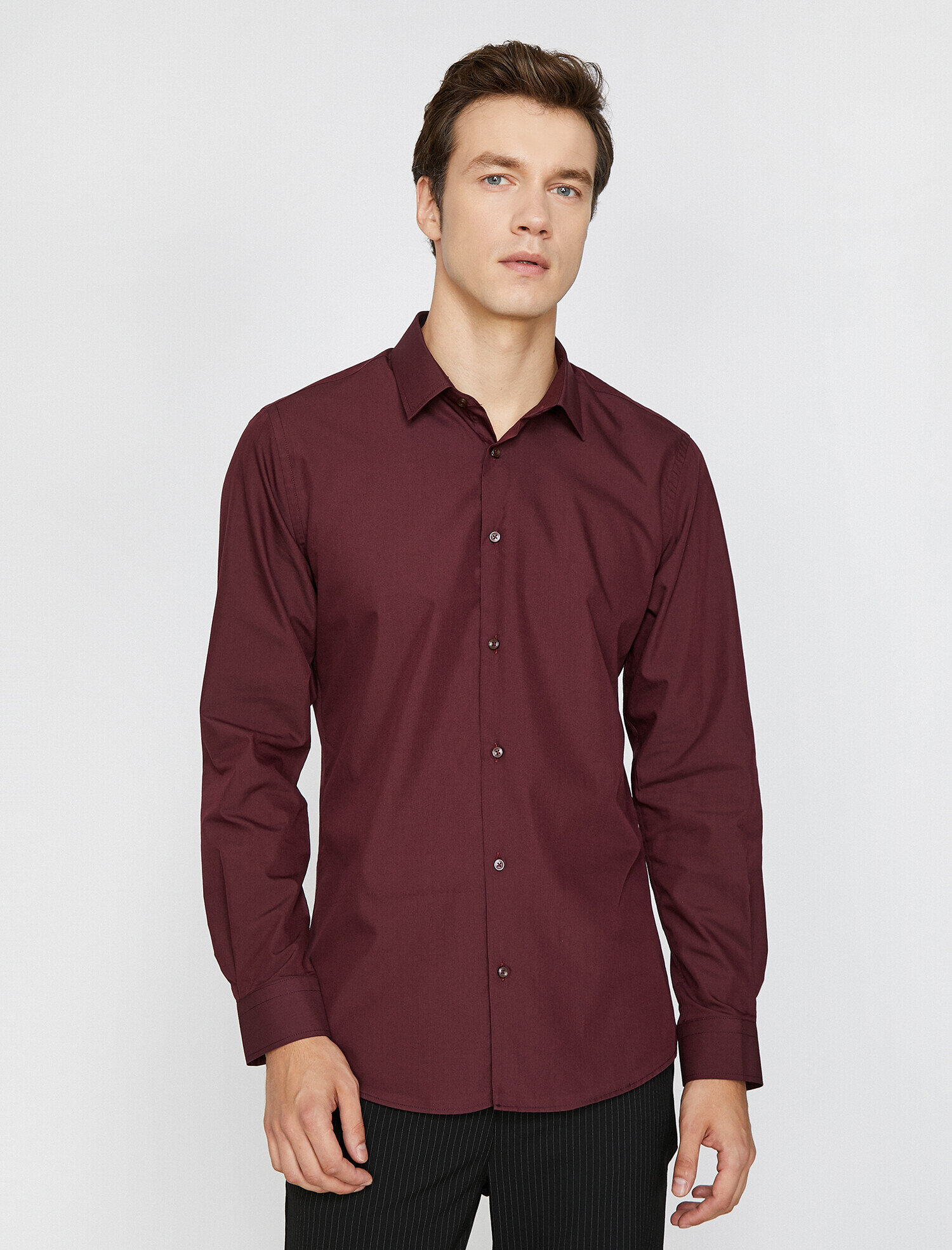   Klasik Yaka Gömlek Non Iron