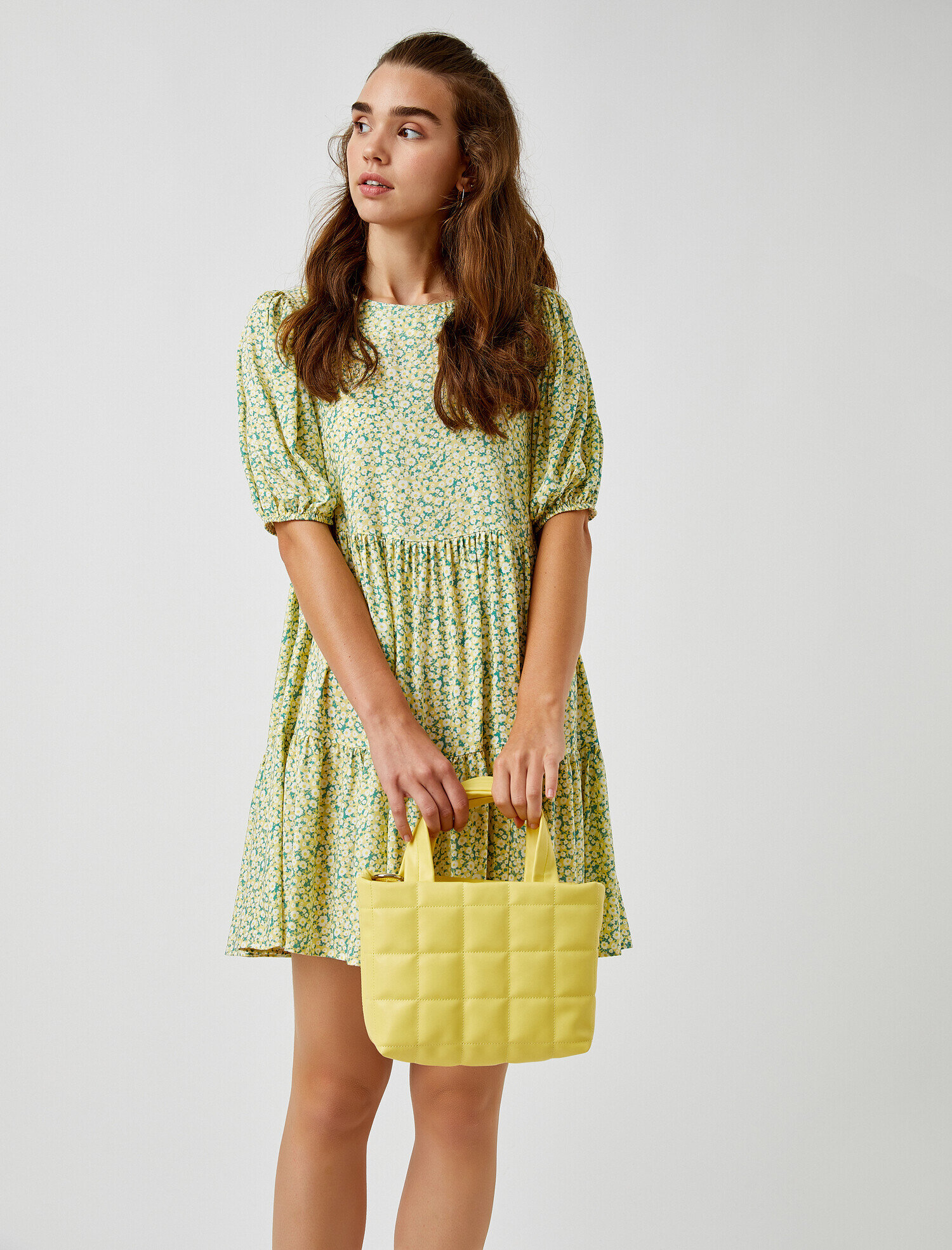  Kadın Kapitone Omuz Çantası