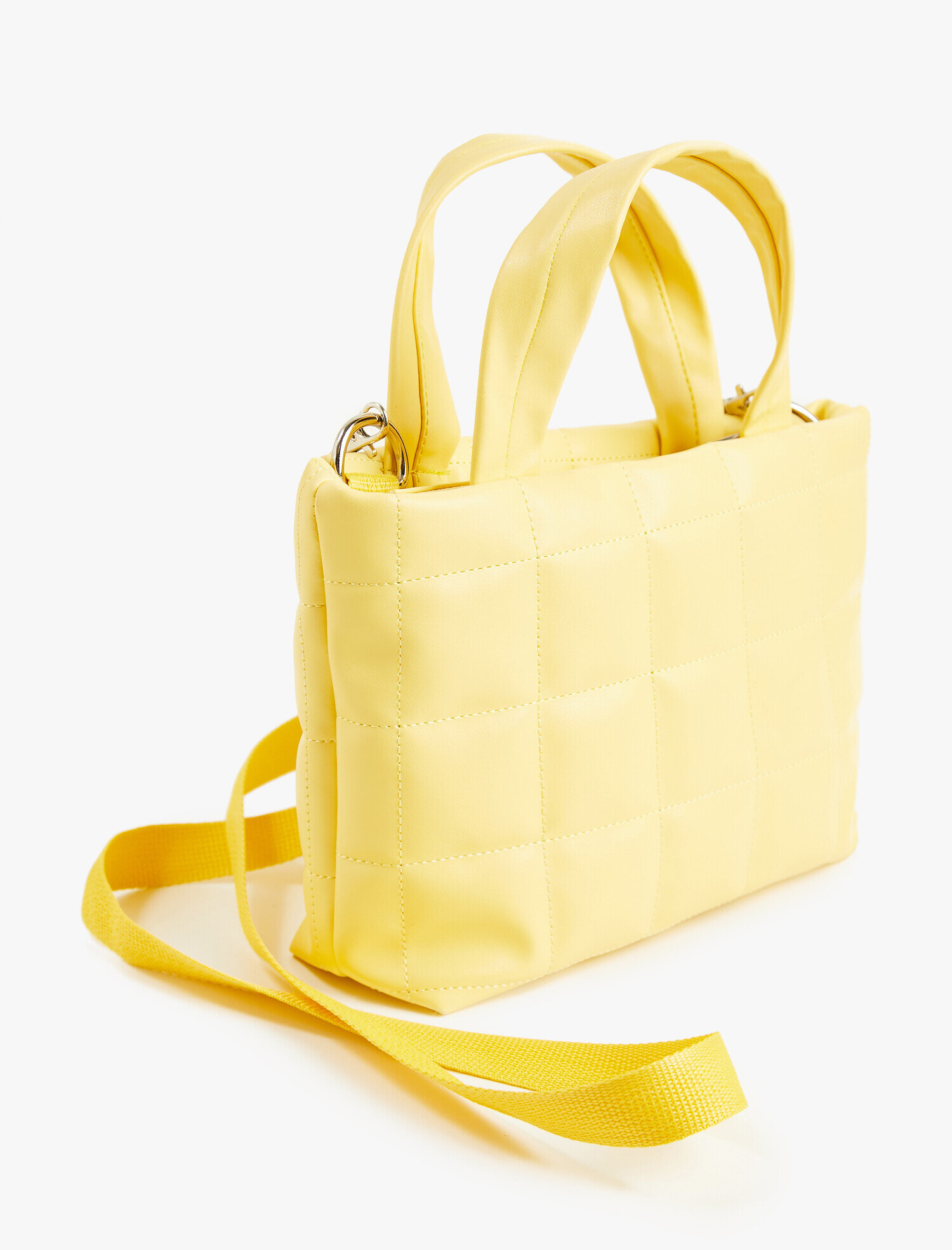  Kadın Kapitone Omuz Çantası