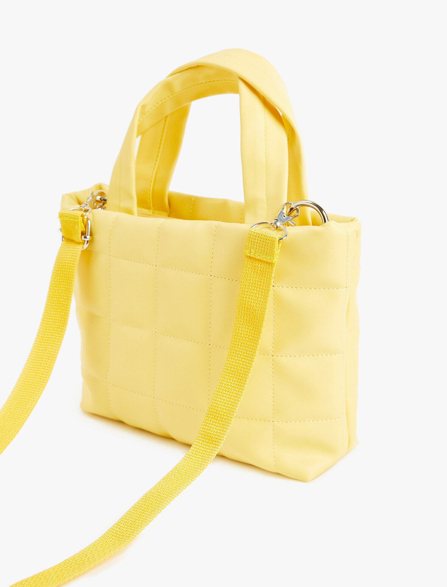  Kadın Kapitone Omuz Çantası