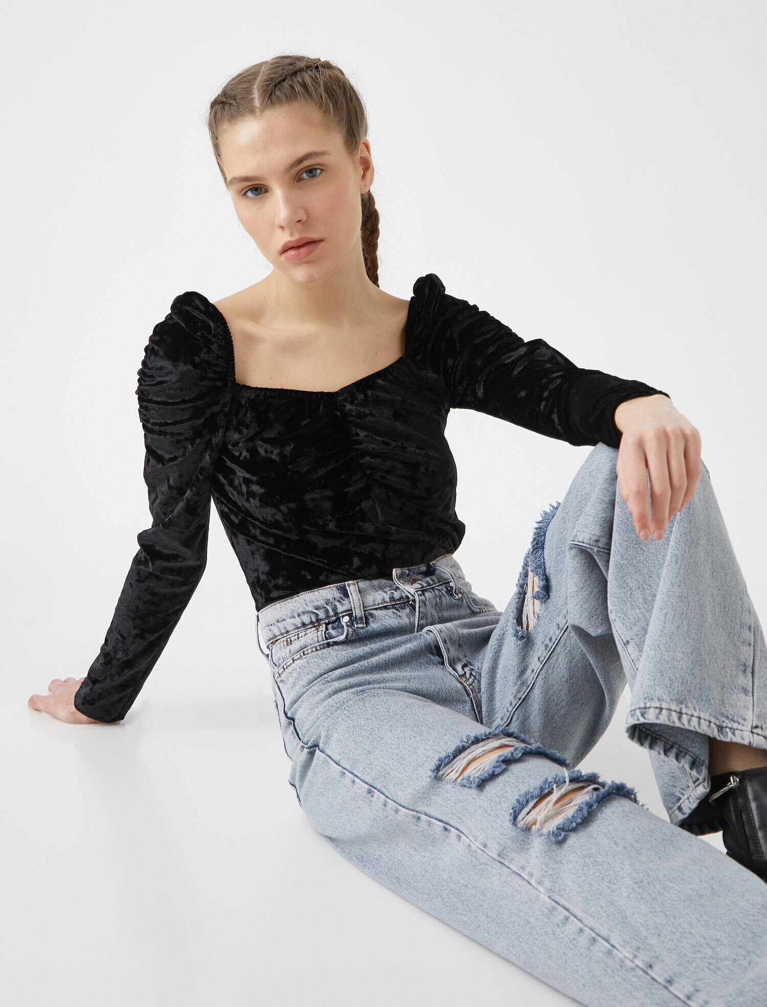   Uzun Kollu Tişört Büzgülü Kadife